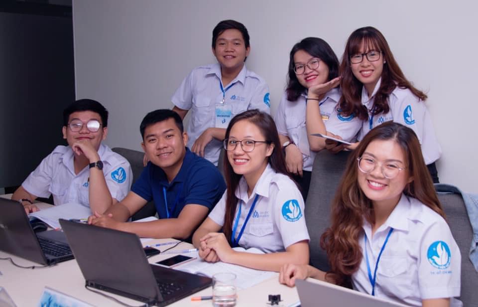 Chị là Nguyên Chủ tịch Hội Bwin là hãng gì BWIN - Link Nhà Cái Cá Cược Online Thế Hệ Mới 2026 – nhiệm kỳ V