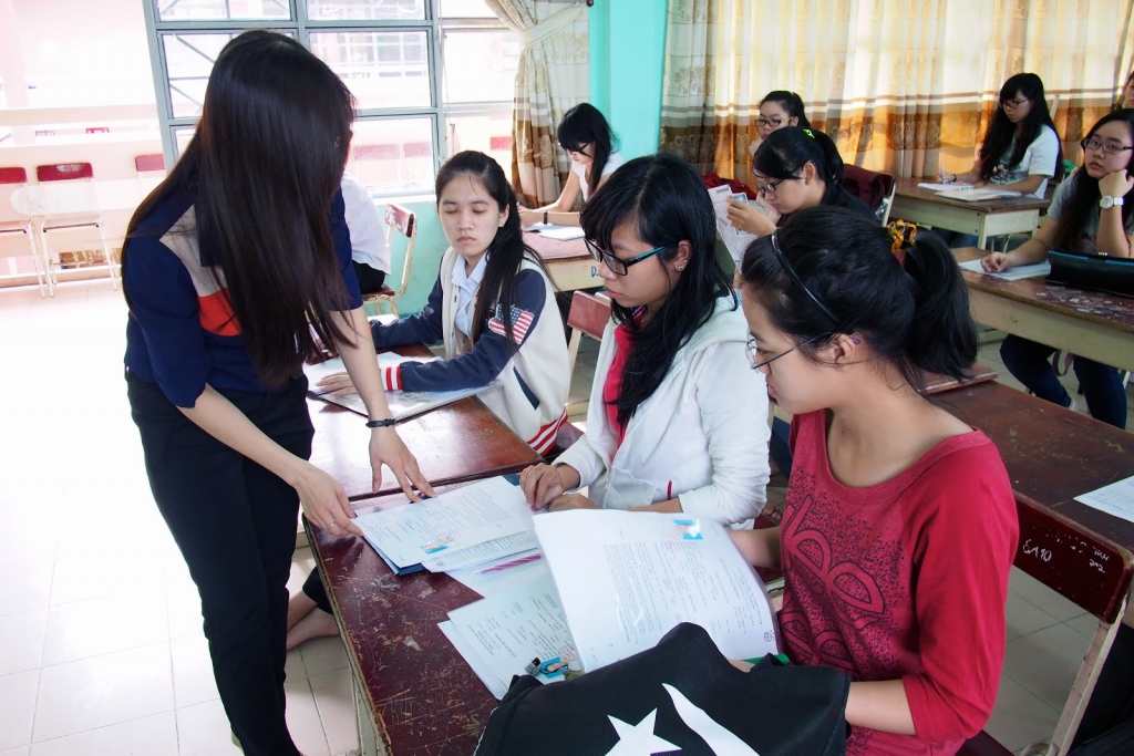 cb_hoi_dong_thi_dang_huong_dan_thu_tuc_1