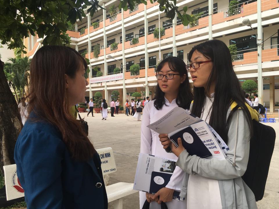 huong_dan_nop_ho_so_du_tuyen_hoc_bong_dai_hoc_hoa_sen_2017_n huong dan nop ho so hoc bong tuyen sinh 2017