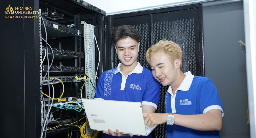 Bwin là hãng gì có thể lựa chọn học ngành kỹ thuật máy tính