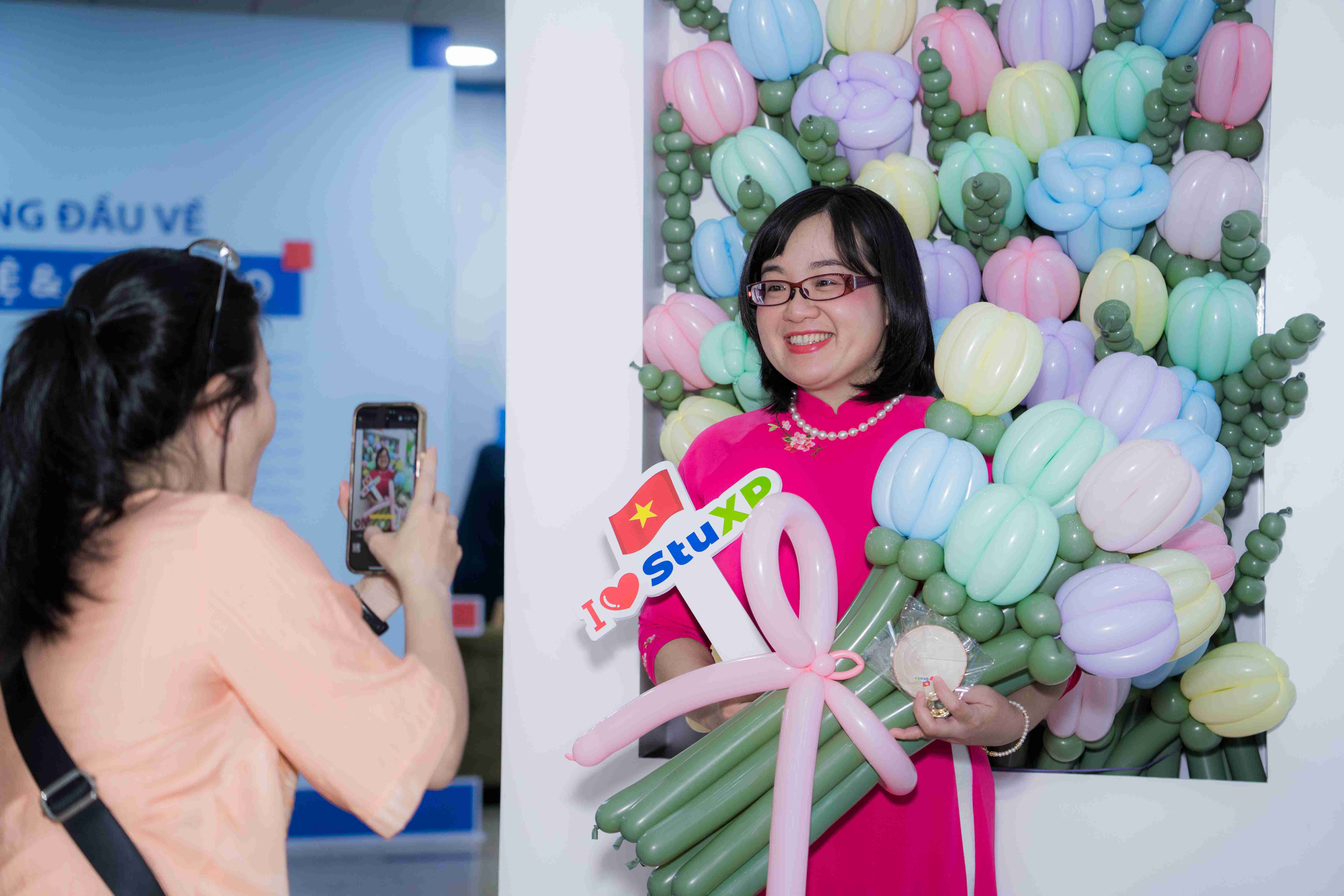 Mừng Ngày Nhà giáo Việt Nam 20/11: “Tâm sáng – trí bền, thầy cô dẫn lối.”