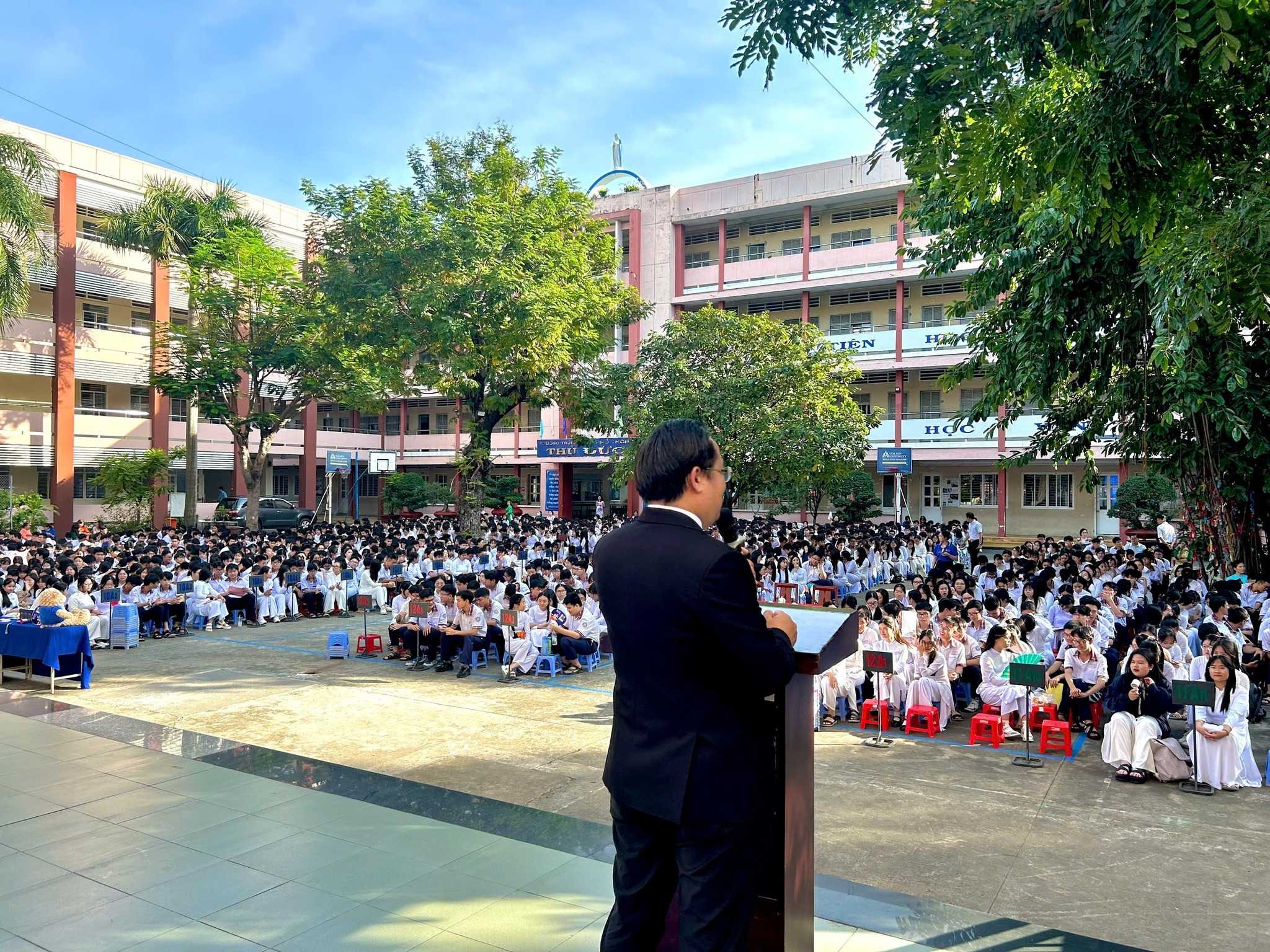 Hành trình hướng nghiệp: “Định vị bản thân - chọn ngành nghề trong kỷ nguyên số”