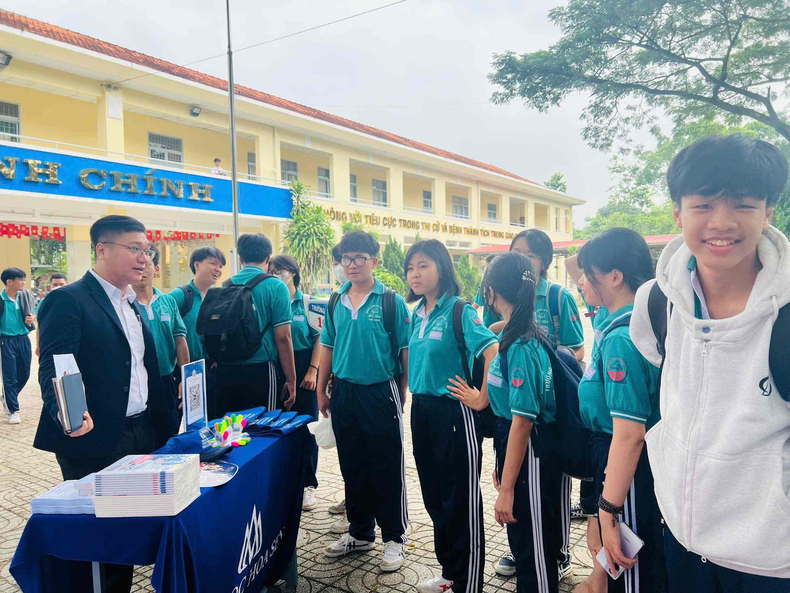 Trung tâm Bwin link tải ứng dụng BWIN Link Nhà Cái Cá Cược Online Việt Nam giới thiệu cơ hội Bwin là gì đến Bwin cung cấp cá cược thể thao và poker Long An
