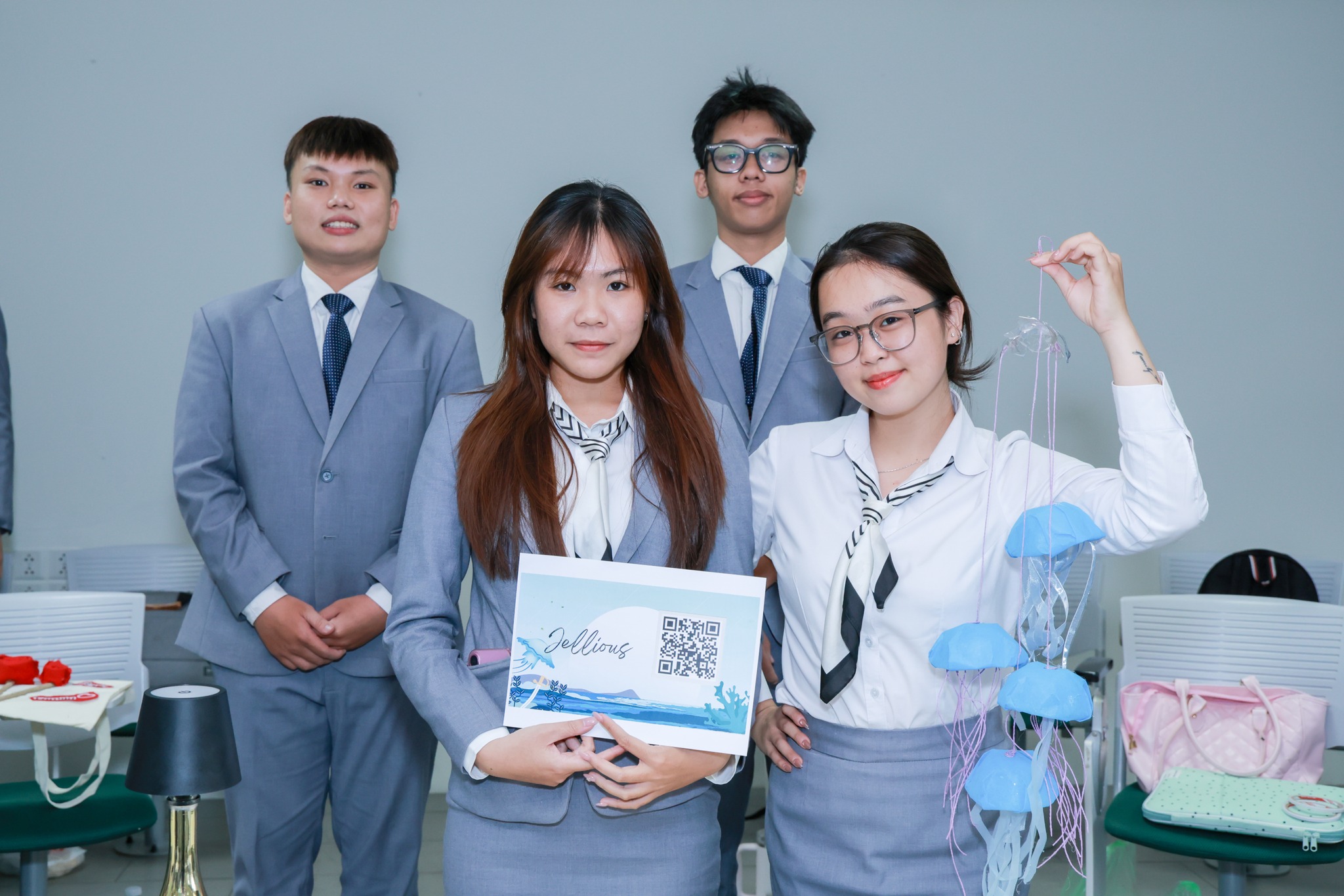 Vì sao 2k8 nên chọn nhóm ngành Du lịch - Nhà hàng - Khách sạn ?