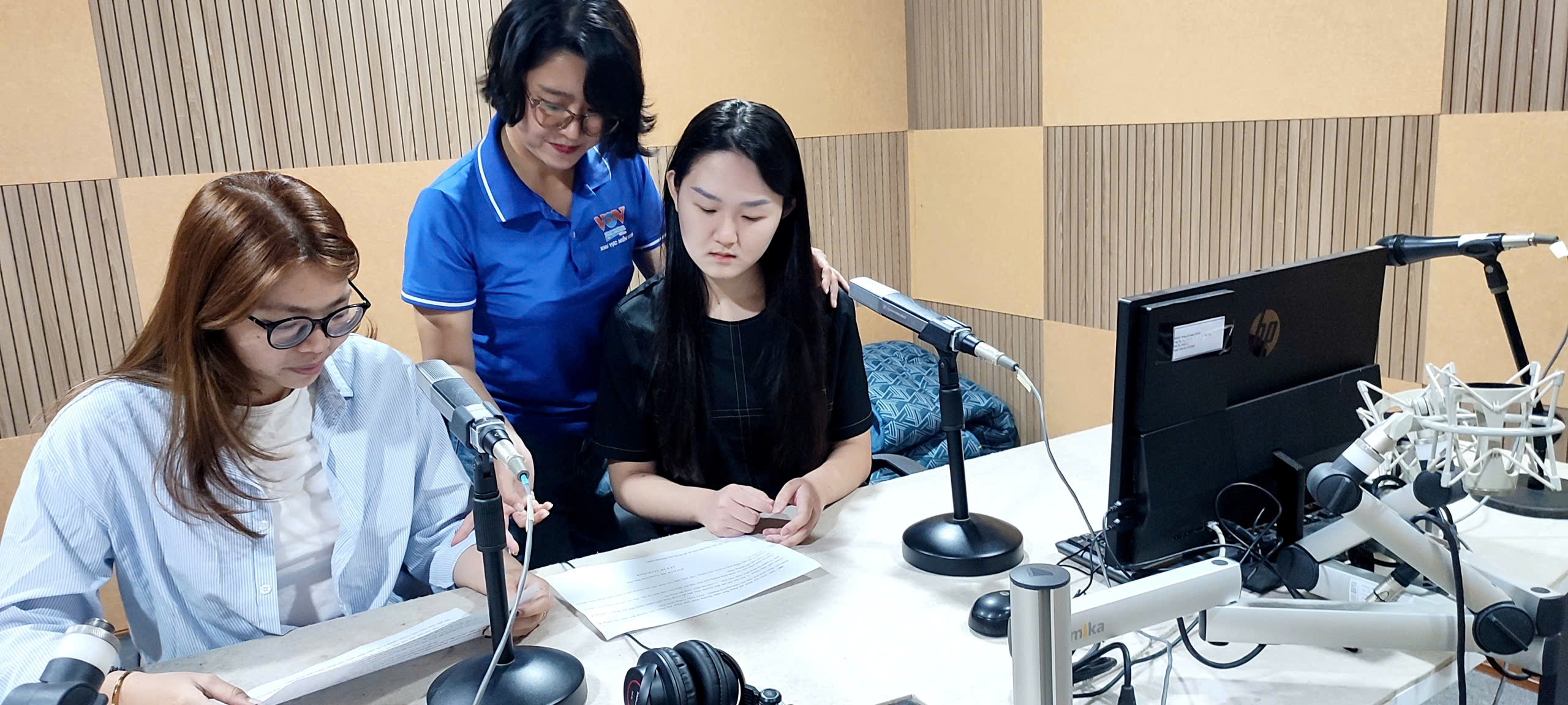 Quản trị công nghệ truyền thông Bwin nhà cái chính thức khám phá hậu trường VOV