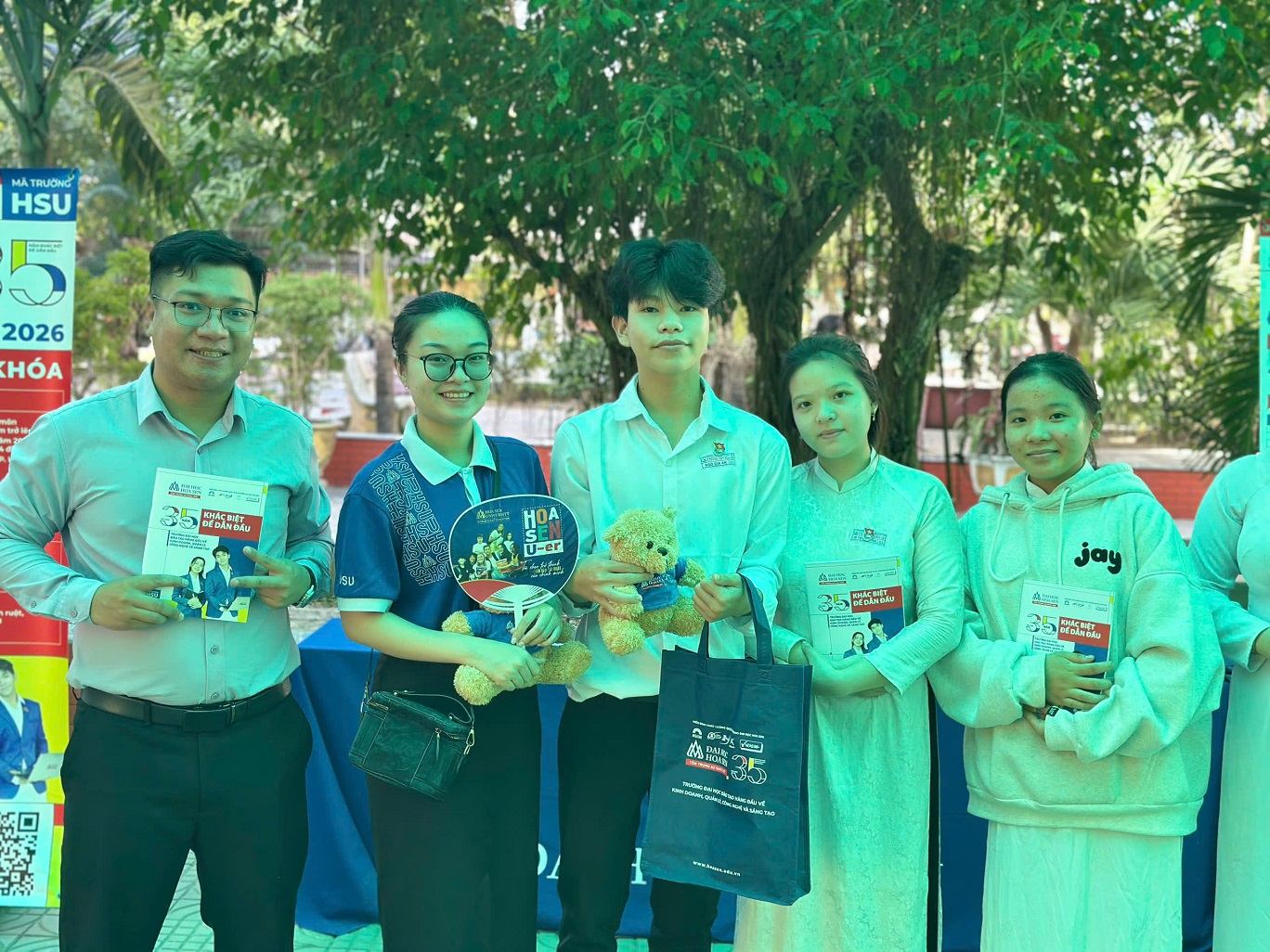 Hành trình truyền cảm hứng của Đại sứ Bwin nhà cái chính thức đến tỉnh Vĩnh Long