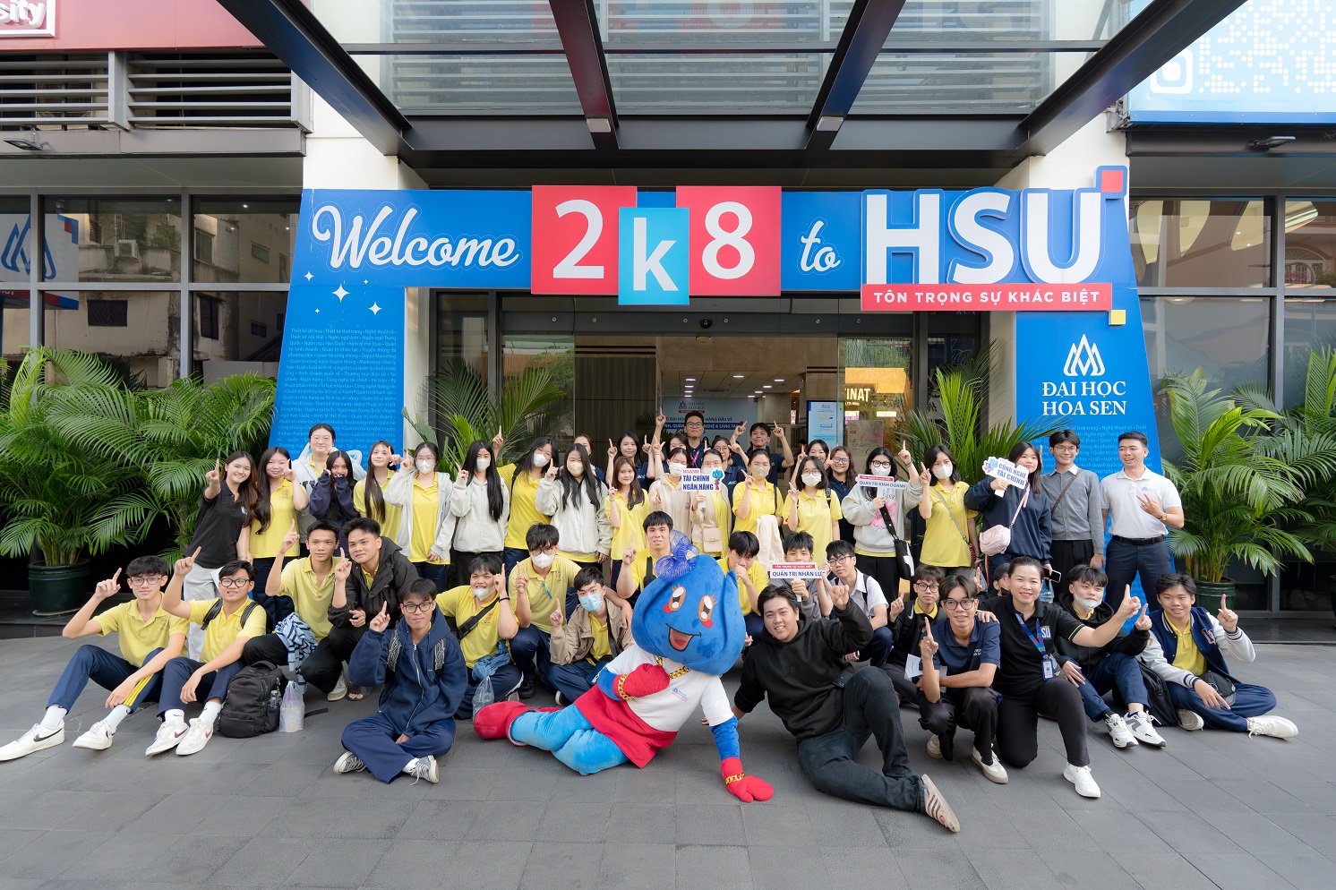 [Campus Tour] Học sinh THCS & THPT Vạn Hạnh & Quốc Trí trải nghiệm “một ngày làm Link Bwin không bị chặn Bwin nhà cái chính thức”