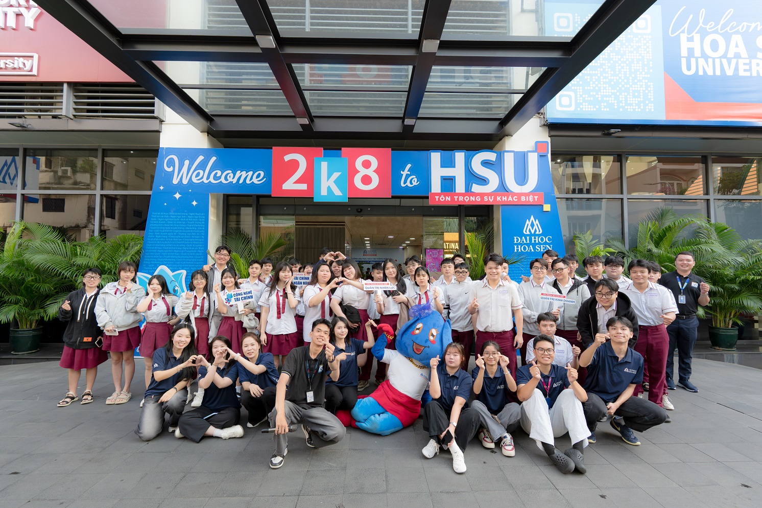 [Campus Tour] Học sinh THCS & THPT Vạn Hạnh & Quốc Trí trải nghiệm “một ngày làm Link Bwin không bị chặn Bwin nhà cái chính thức”