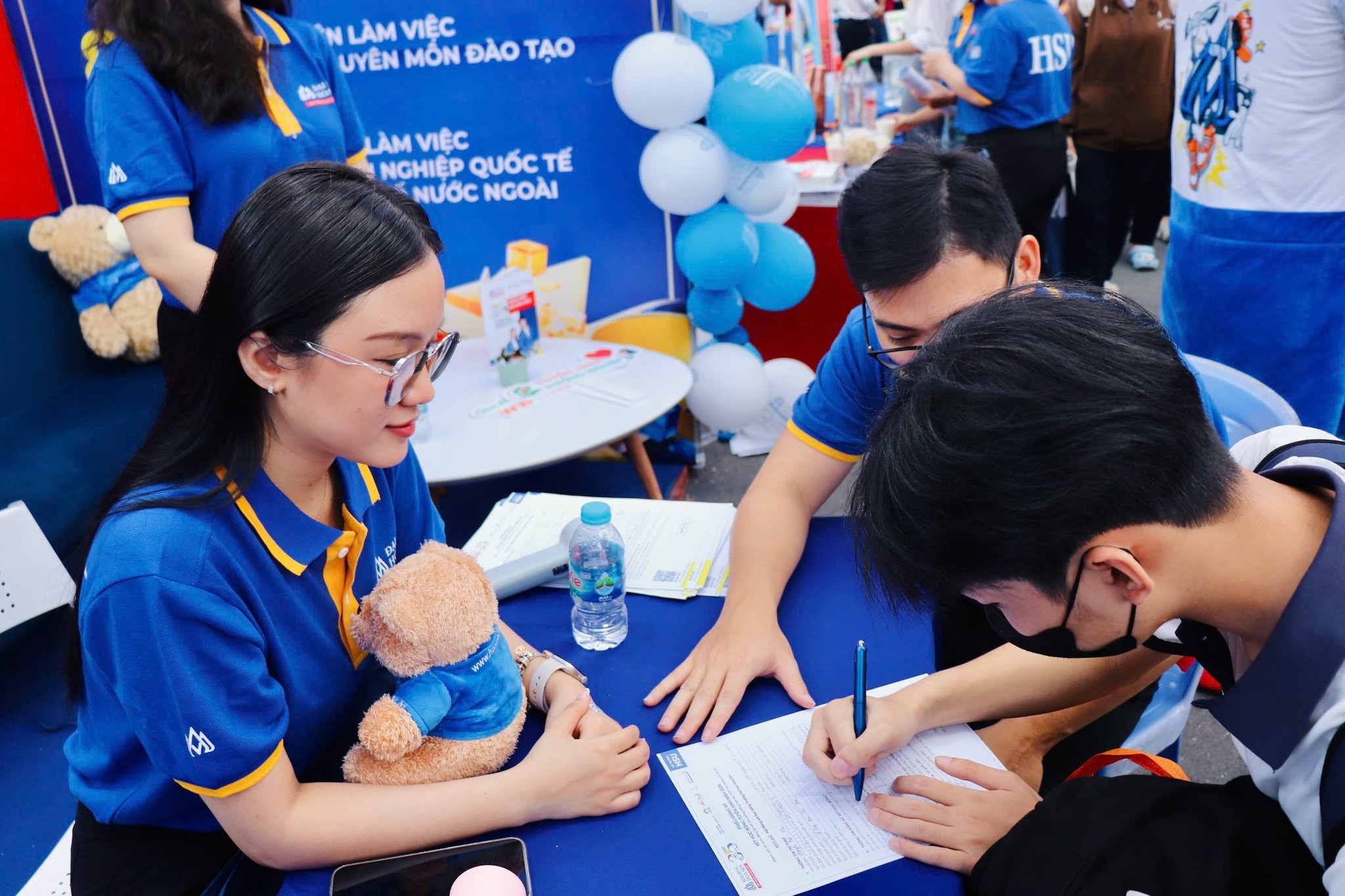 Đăng ký link vào Bwin trải nghiệm mỗi ngày sớm từ đầu Học kỳ 2 lớp 12 - Phương án an toàn chủ động cho thí sinh 2K8