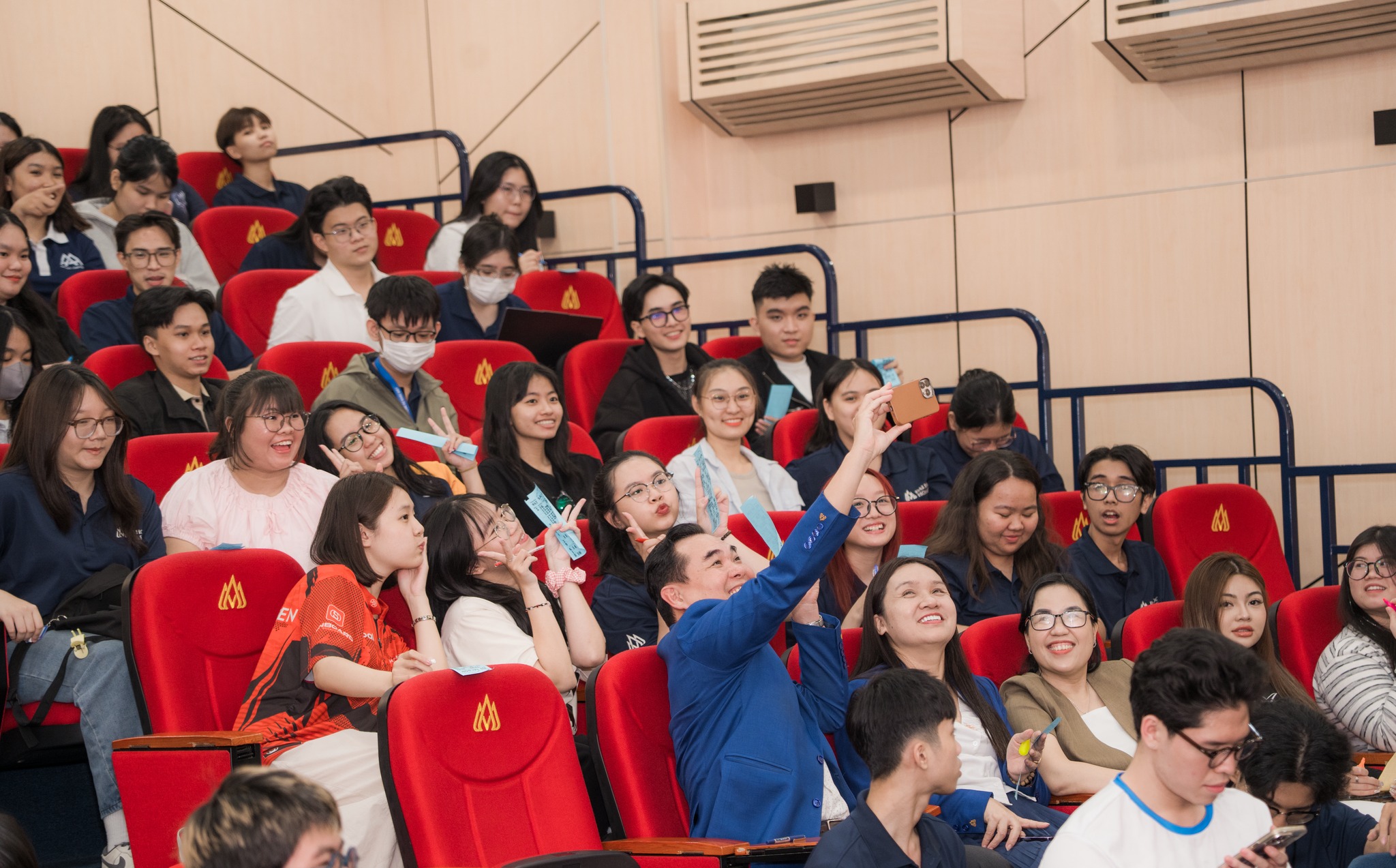 Ngành Quản lý chuyển đổi số học trường nào tốt?