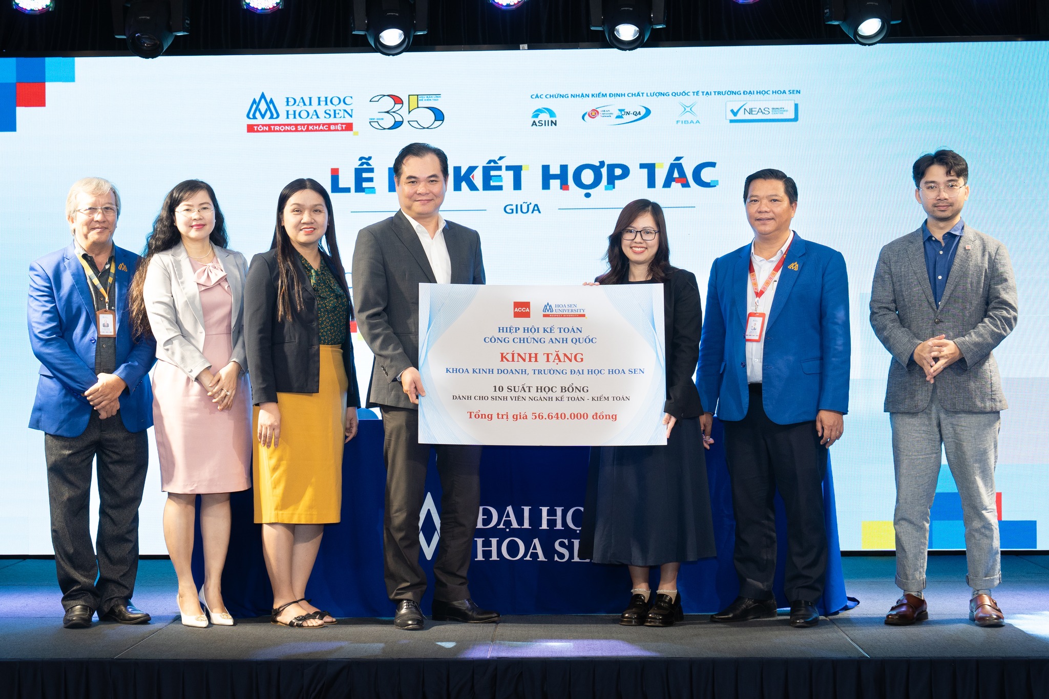 Nên học Linkbwin truy cập ngay hay Tài chính ngân hàng? So sánh chi tiết từ A-Z