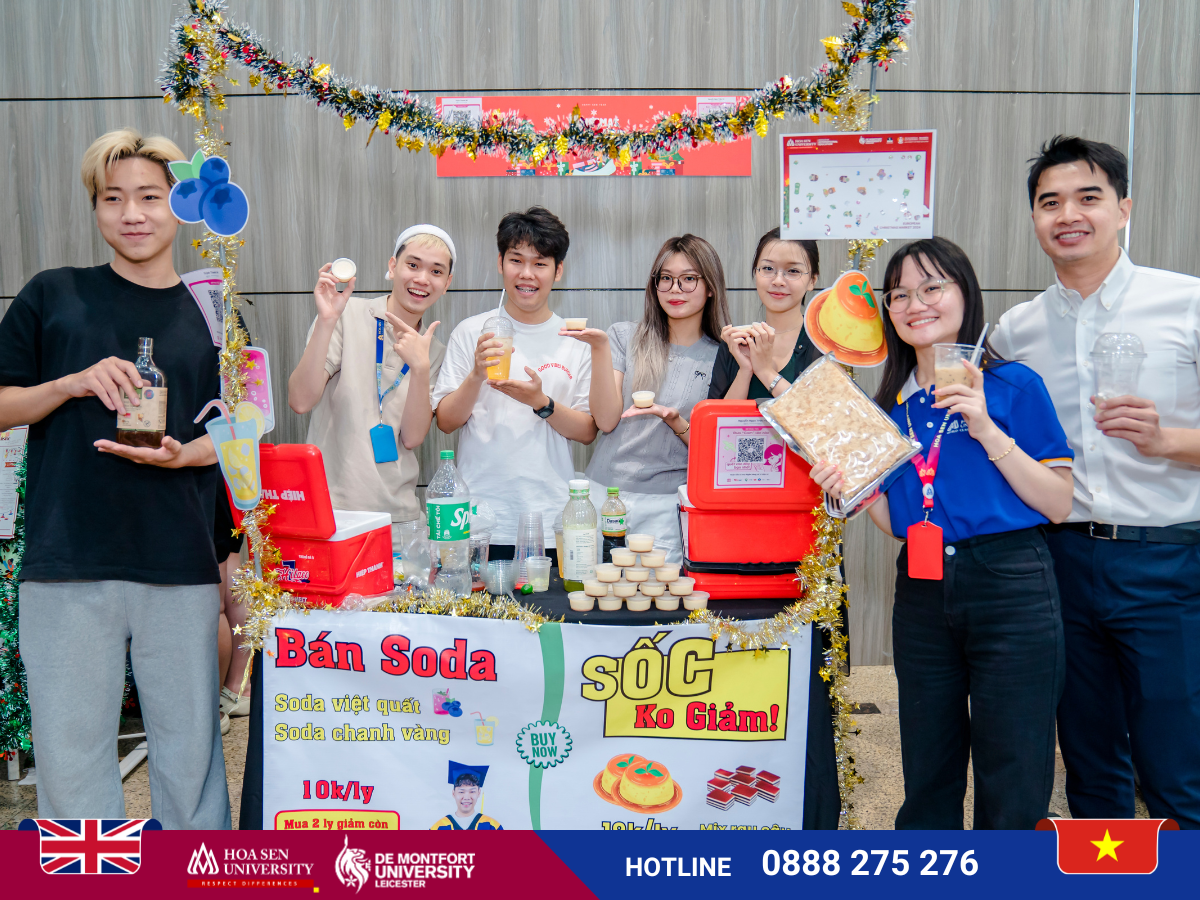 Gian hàng giáng sinh của Link Bwin không bị chặn DMU