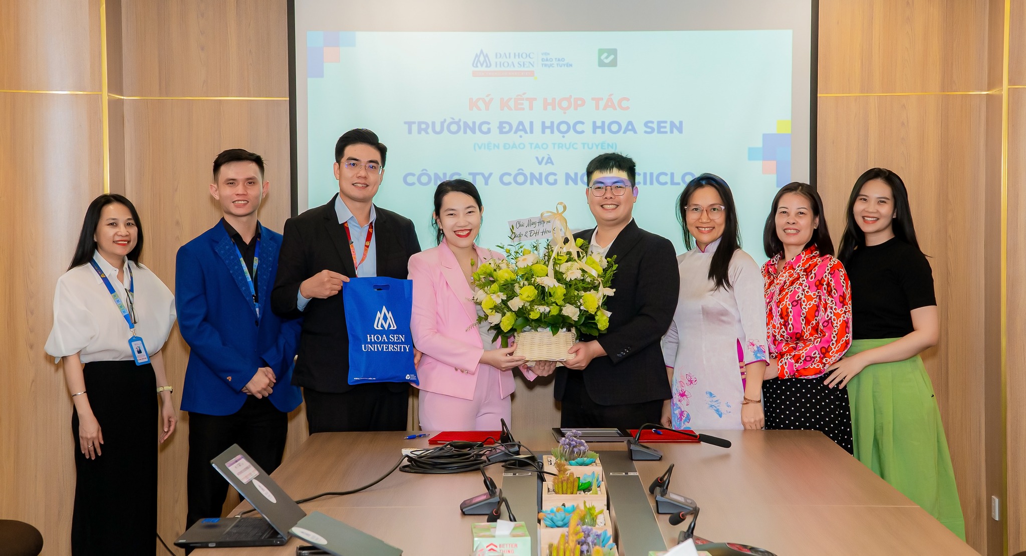Ký kết hợp tác giữa viện đào tạo Quốc Tế và Công ty công nghệ CIICLO