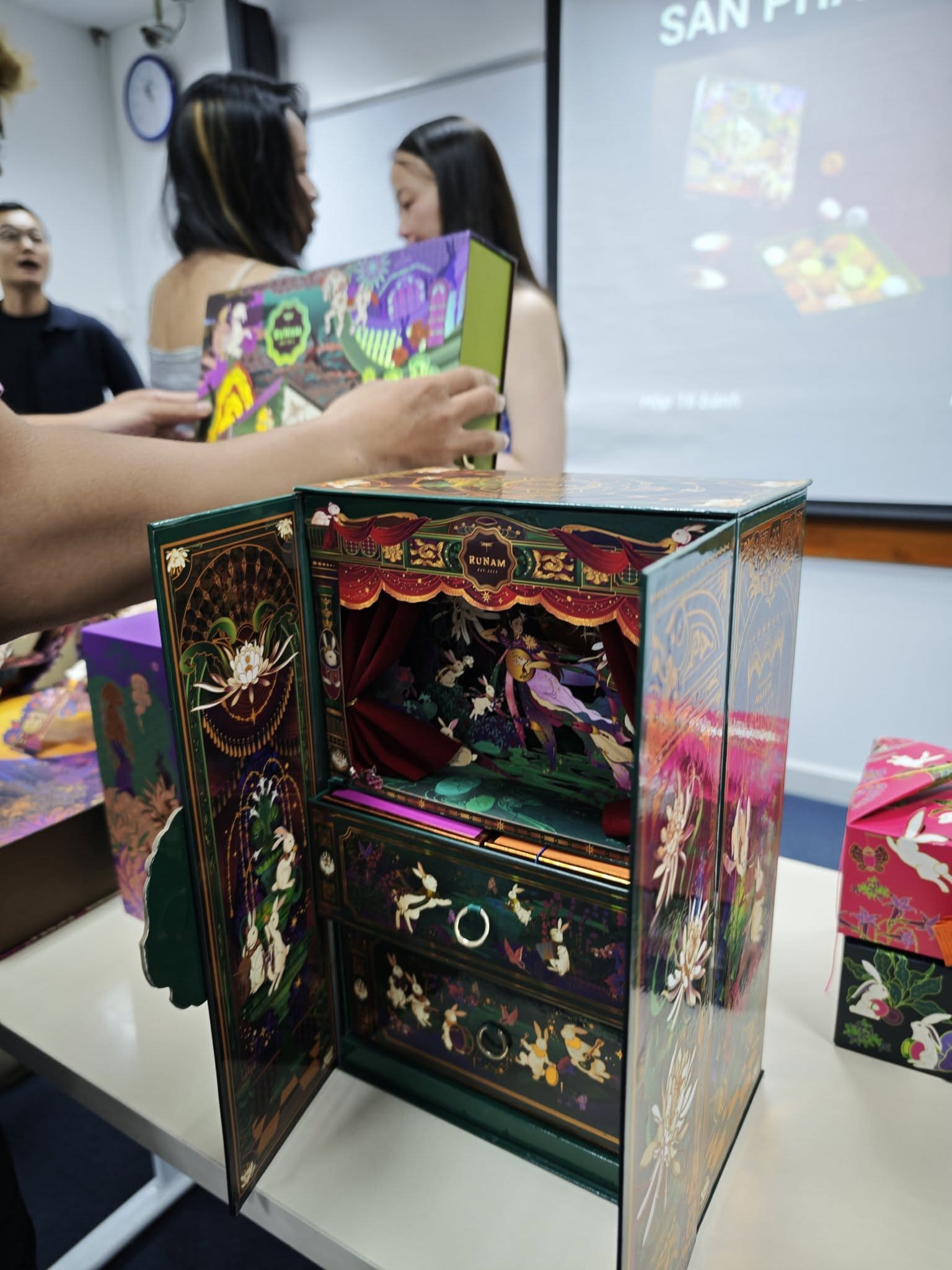 Recap Buổi Giao Lưu Cùng Đại Diện Thương Hiệu RuNam – Thiết Kế Đồ Họa Bwin nhà cái chính thức