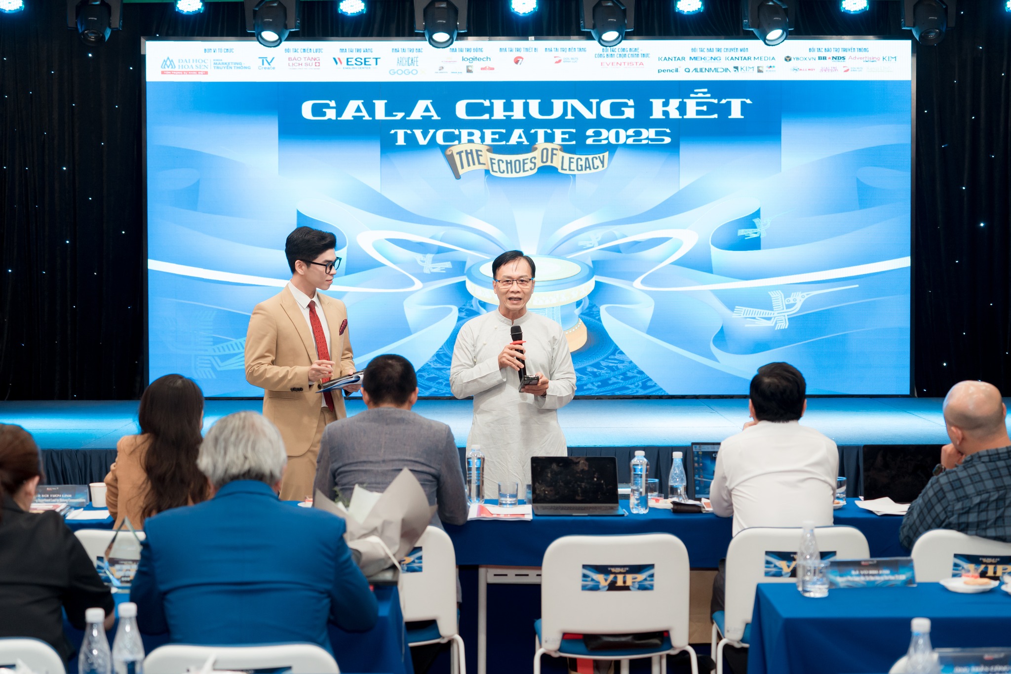 TS Hoàng Anh Tuấn - Giám đốc Bảo tàng TP.HCM đánh giá cao Link Bwin không bị chặn Hoa Sen trong vai trò Ban tổ chức