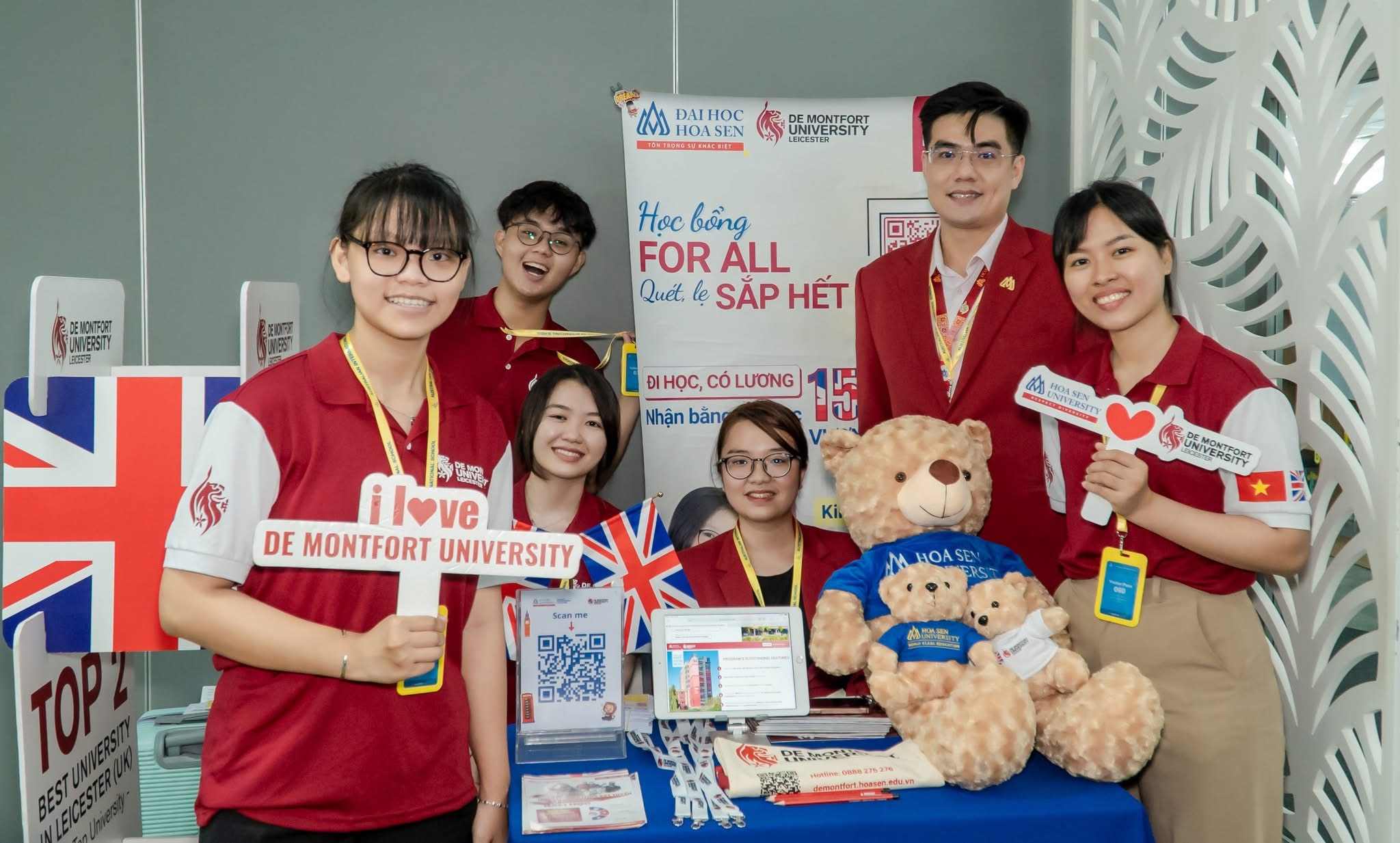 Tấm bằng cử nhân chương trình DMU - Bwin nhà cái chính thức do DMU cấp có giá trị toàn cầu
