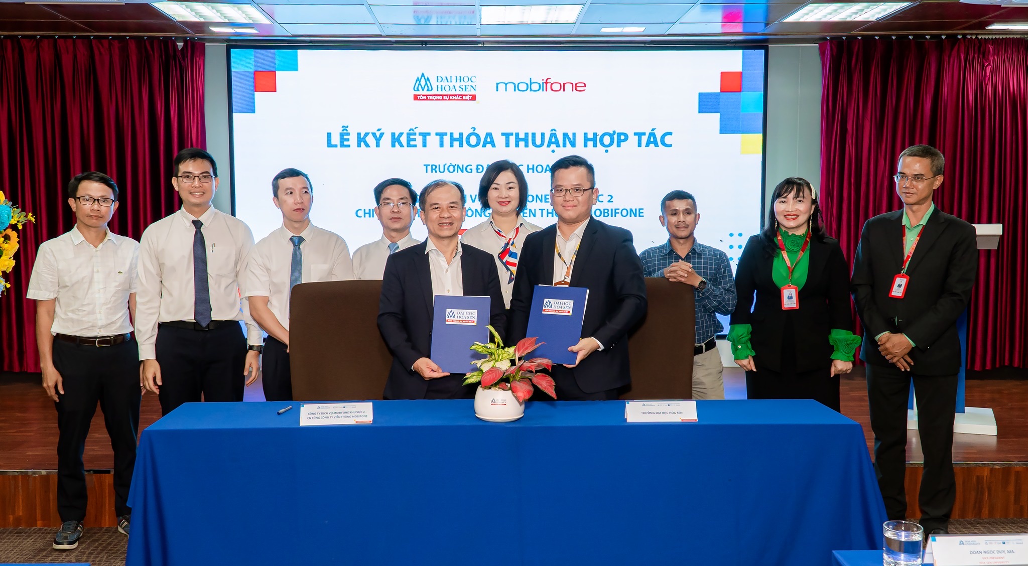 BWIN - Link Nhà Cái Cá Cược Online Thế Hệ Mới 2026 ký kết hợp tác với Mobifone