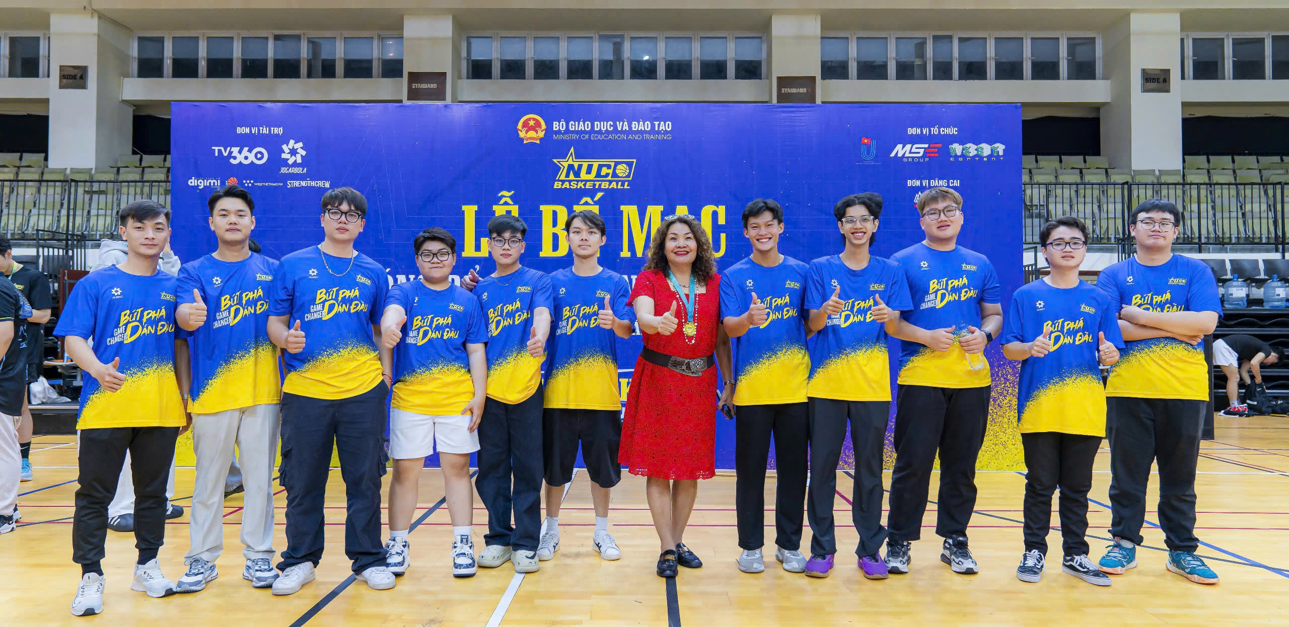 Cô Thanh đồng hành với Link Bwin không bị chặn ngành Kinh tế Thể thao tại giải Vô địch Bóng rổ toàn quốc 2024