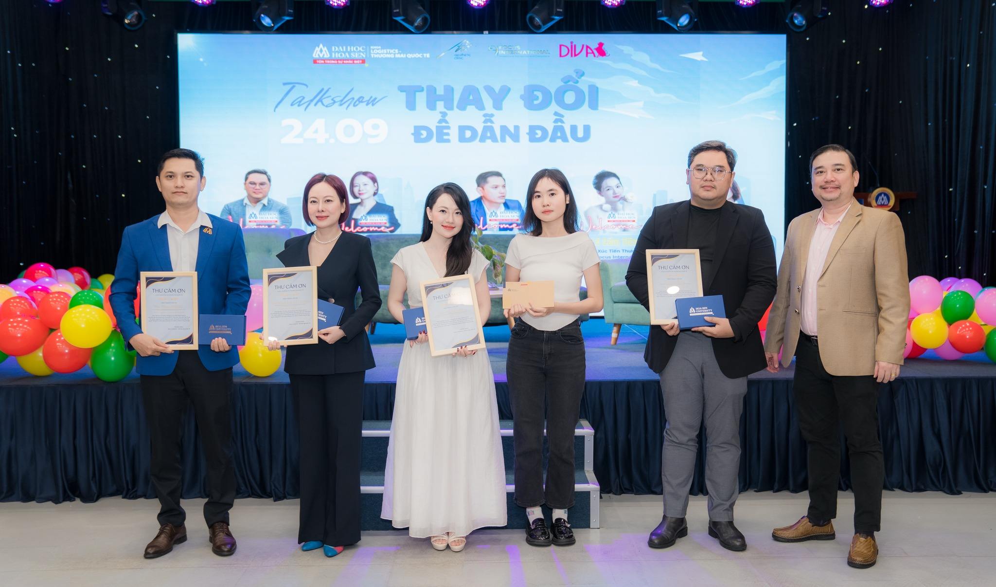 Khoa Logistics – Thương mại Quốc tế Bwin nhà cái chính thức