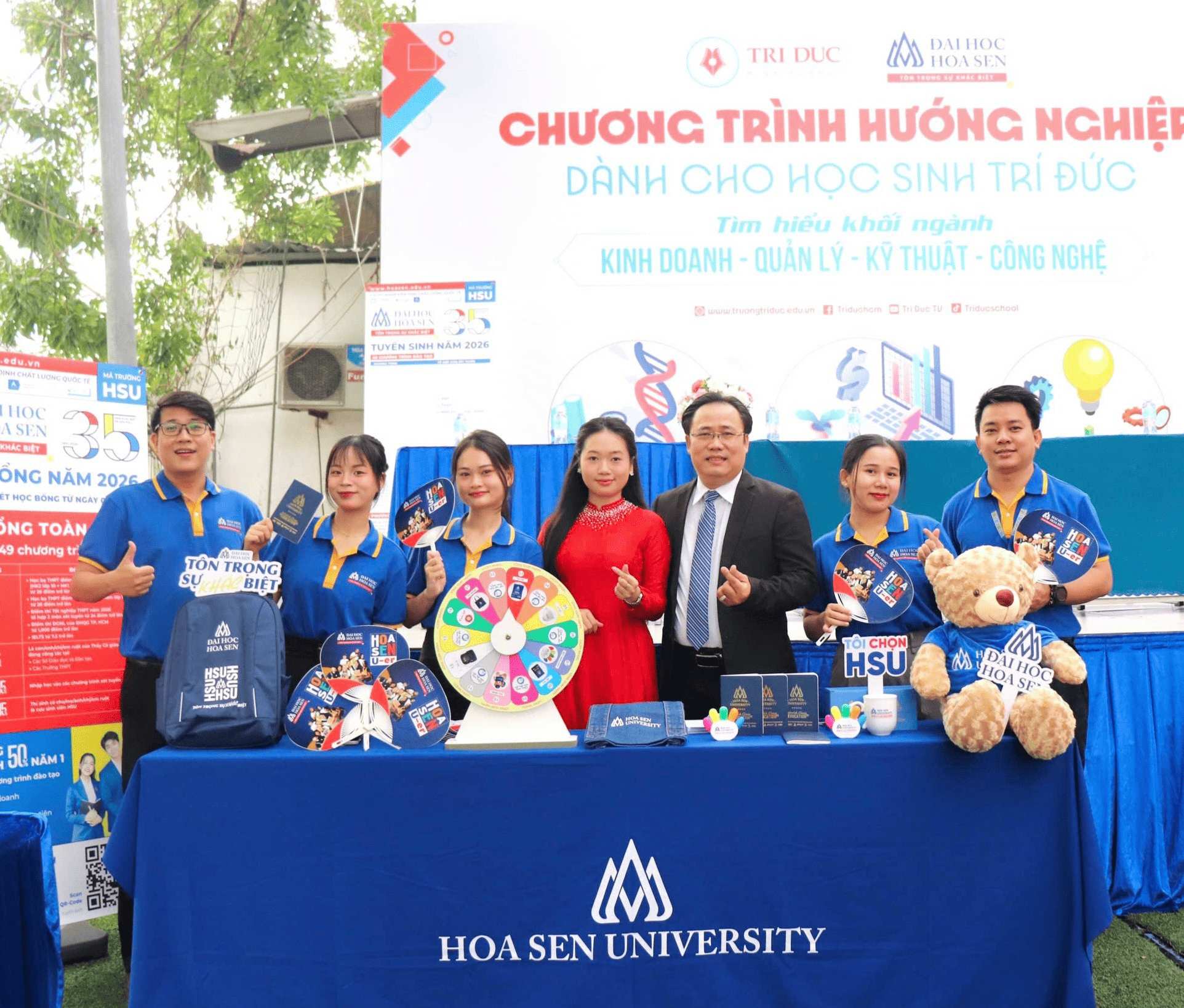 BWIN - Link Nhà Cái Cá Cược Online Thế Hệ Mới 2026 “Đốt Cháy” ngày hội hướng nghiệp tại THPT Trí Đức năm 2025
