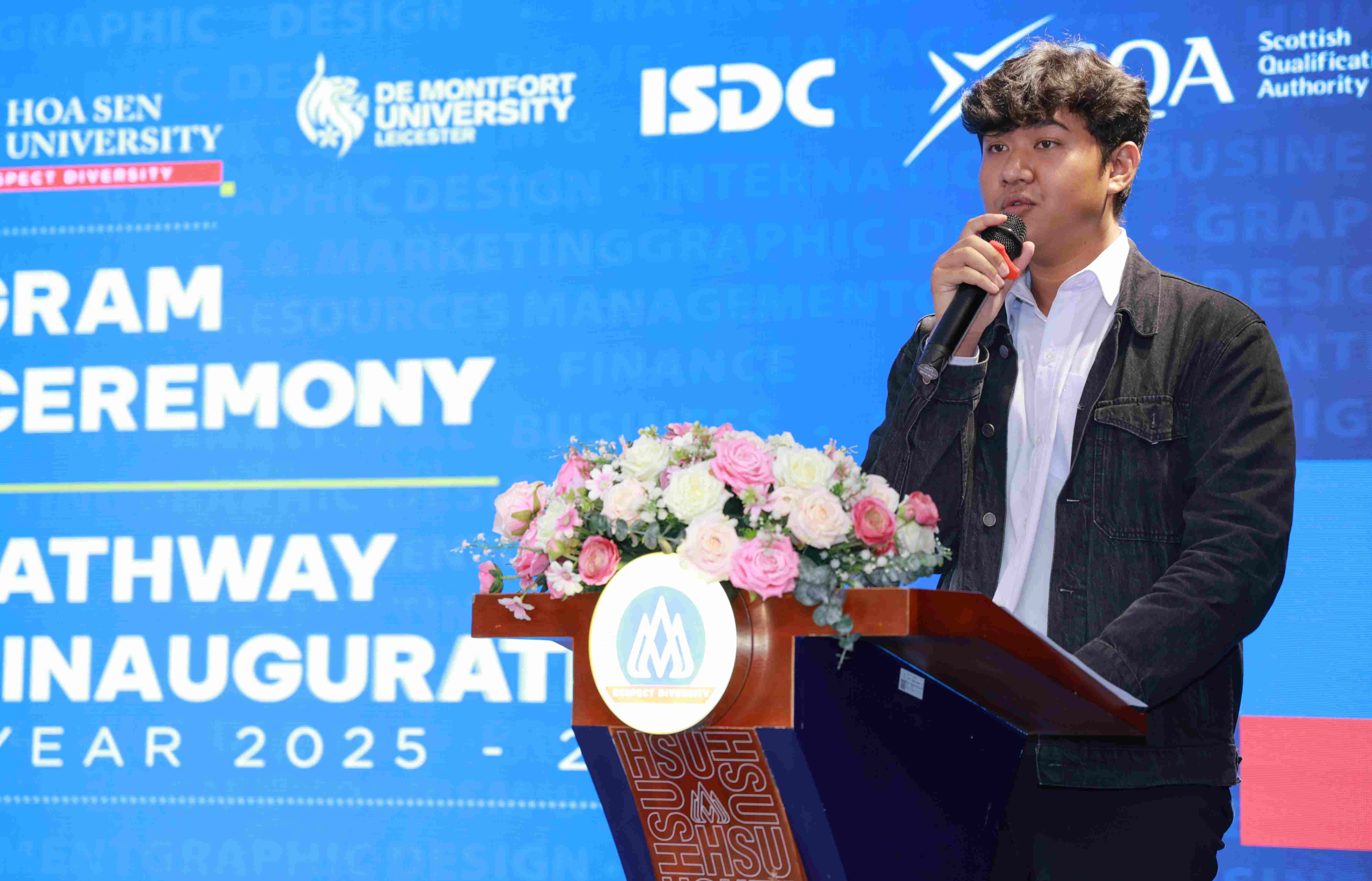 Lễ Khai giảng CT Liên kết Quốc tế DMU–Bwin nhà cái chính thức và Hoa Sen Pathway