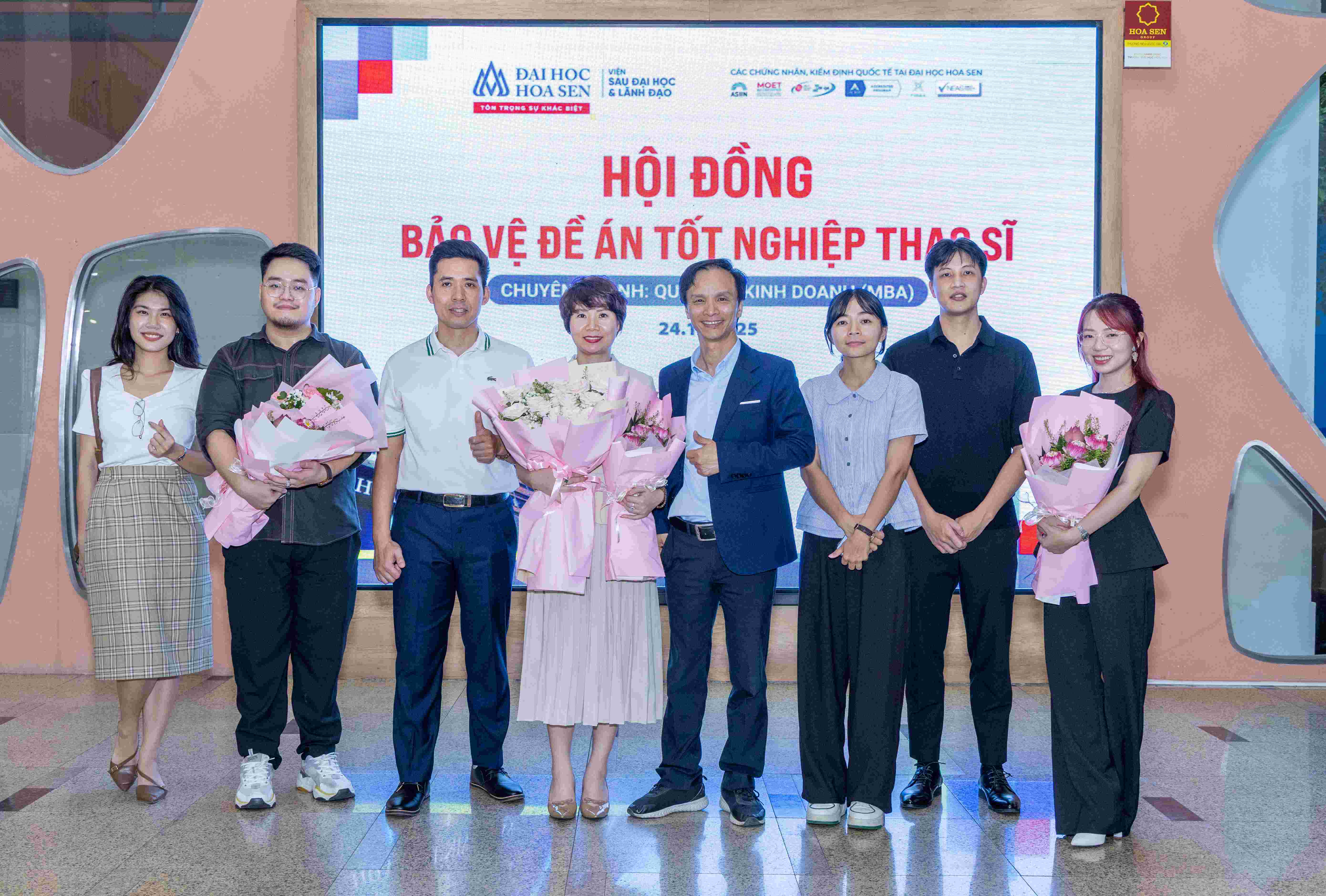 Hoạt động tại hơn 25 thị trường chính thức MBA BWIN Link Nhà Cái Cá Cược Online Việt Nam bảo vệ đề án Game Bwin sáp nhập với PartyGaming năm 2011 Thạc sĩ