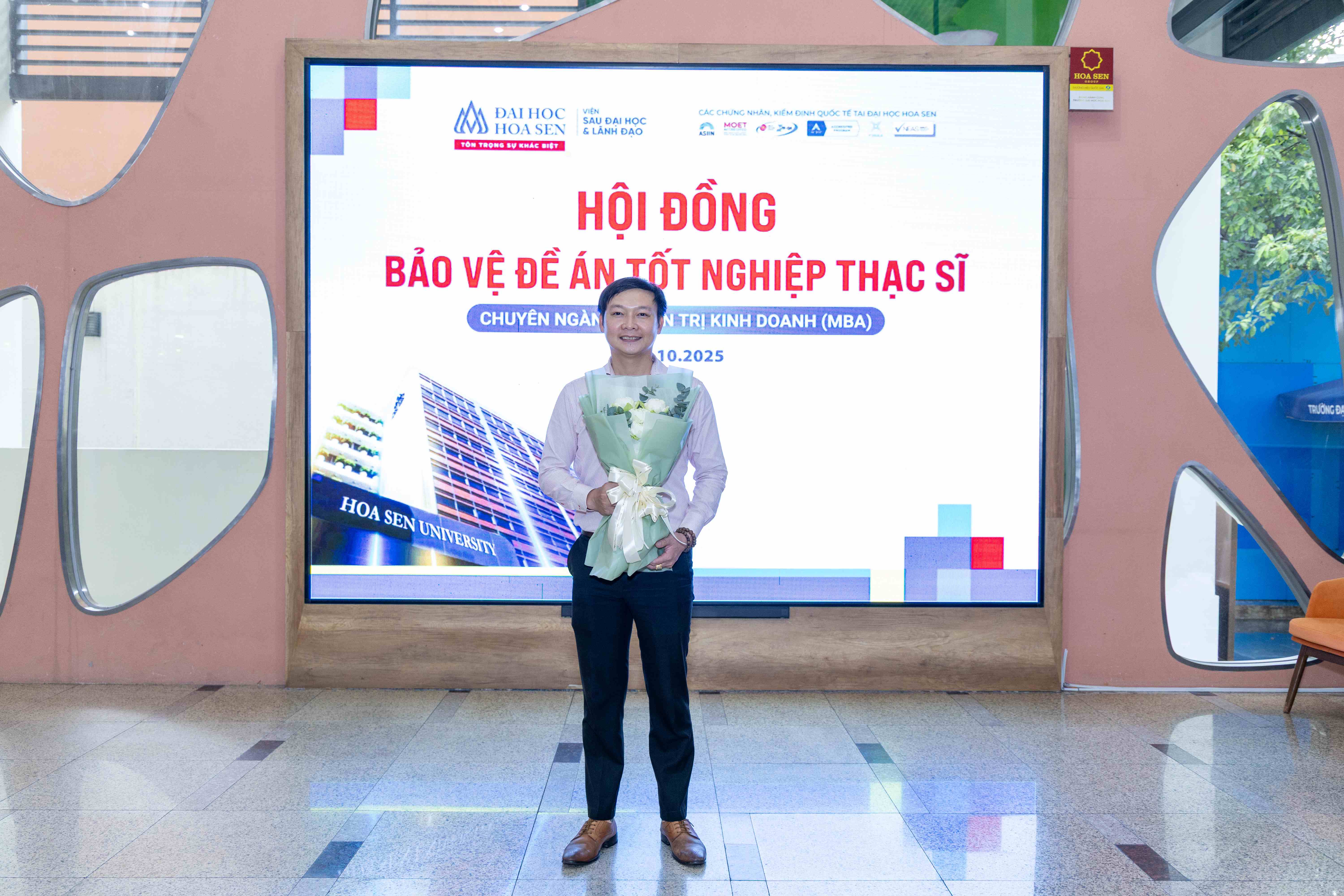 Hoạt động tại hơn 25 thị trường chính thức MBA BWIN Link Nhà Cái Cá Cược Online Việt Nam bảo vệ đề án Game Bwin sáp nhập với PartyGaming năm 2011 Thạc sĩ