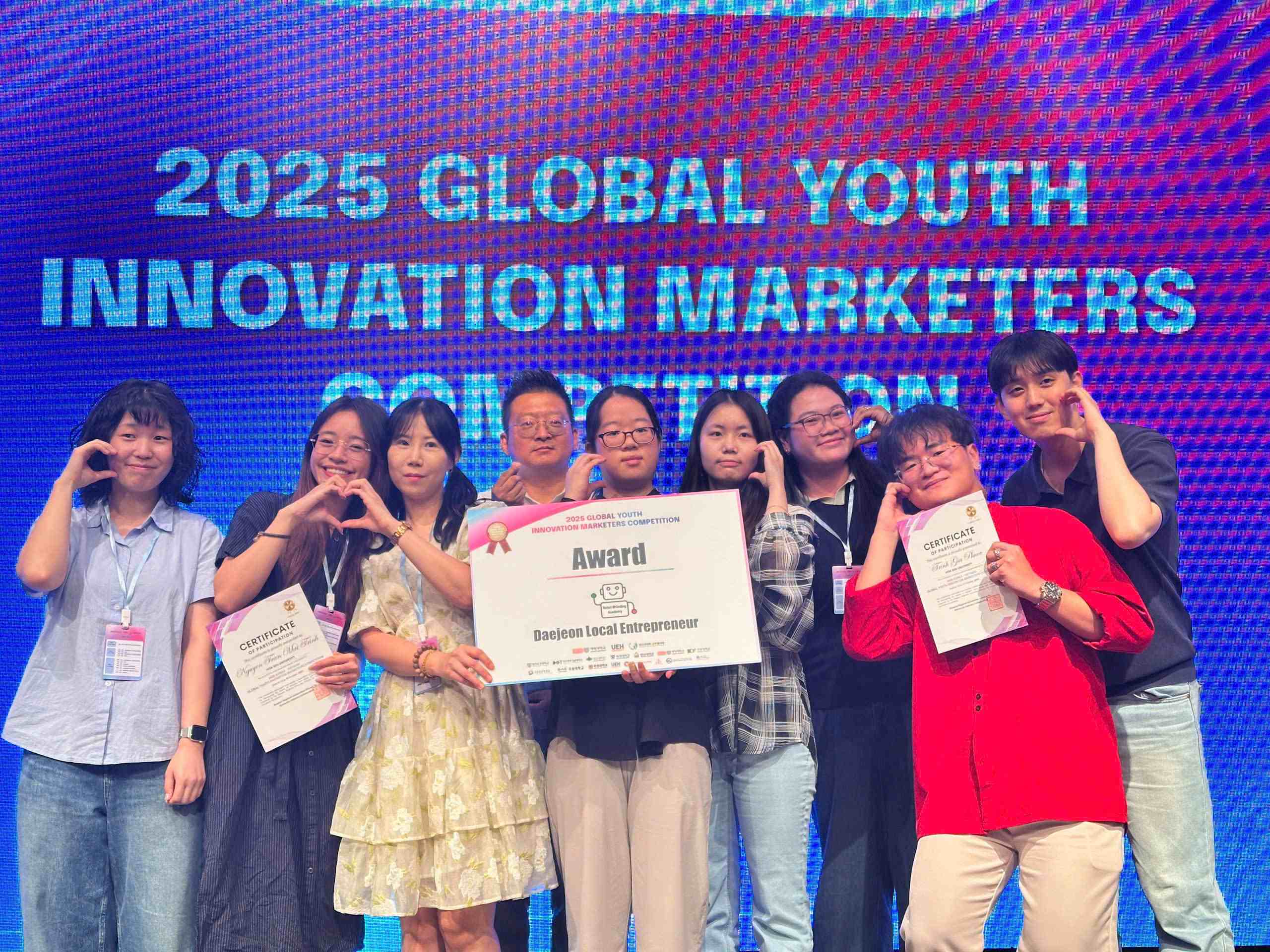 Bwin là hãng gì Bwin nhà cái chính thức và hành trình tỏa sáng tại “Global Youth Innovation Marketers 2025”