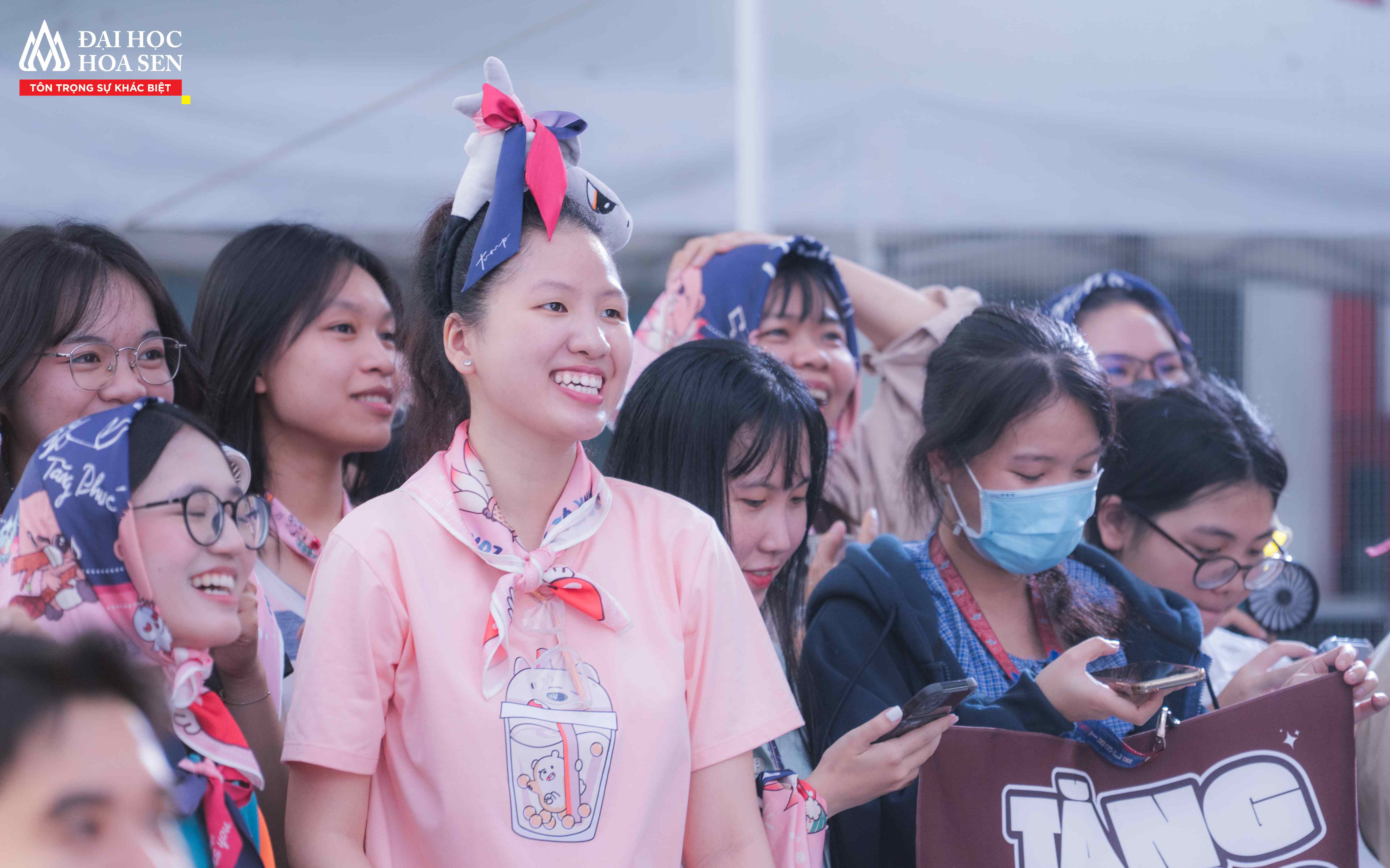 Bwin là hãng gì Bwin nhà cái chính thức "cháy" cùng PNJ Uni Tour 2025