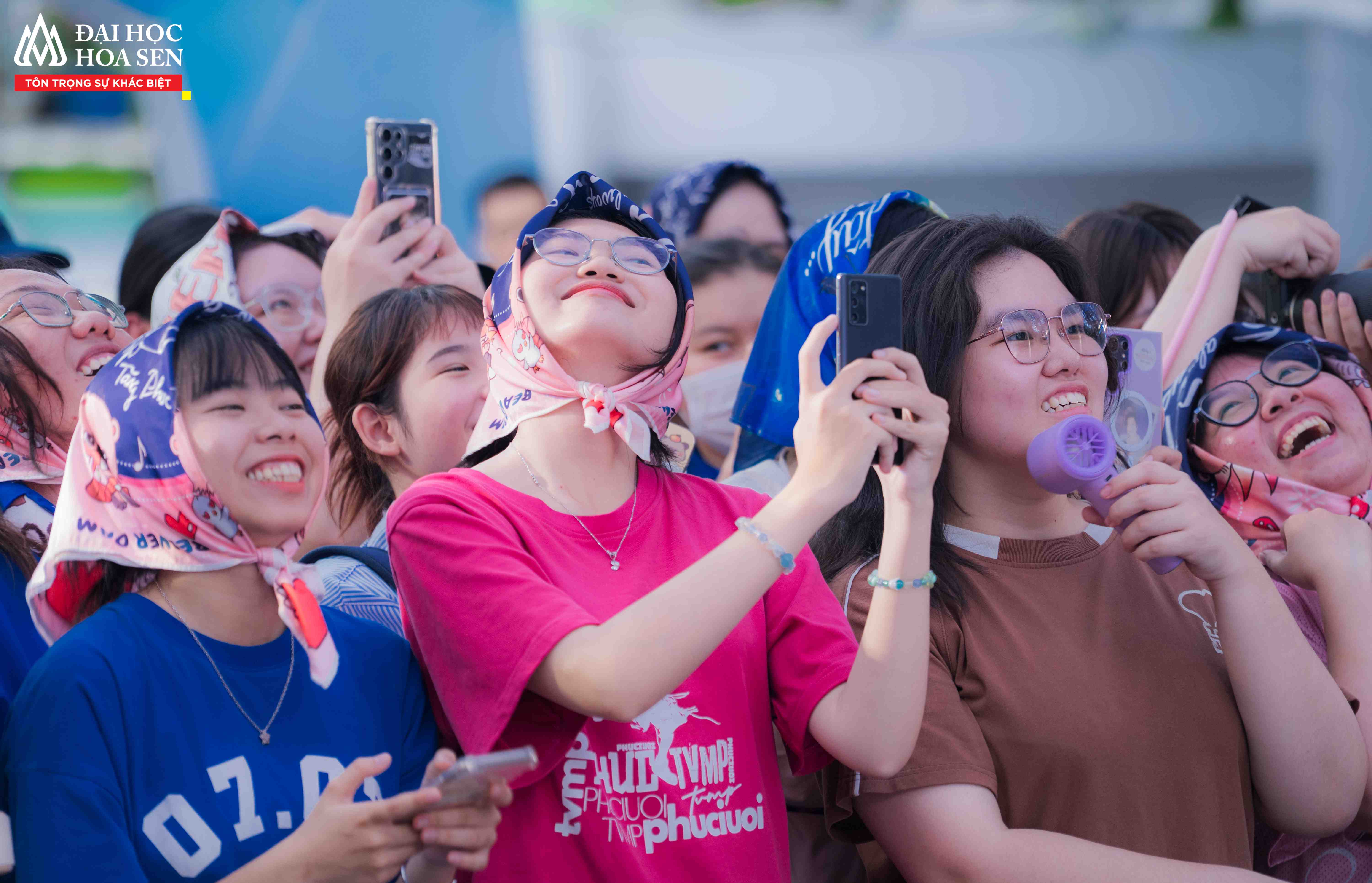 Bwin là hãng gì Bwin nhà cái chính thức "cháy" cùng PNJ Uni Tour 2025