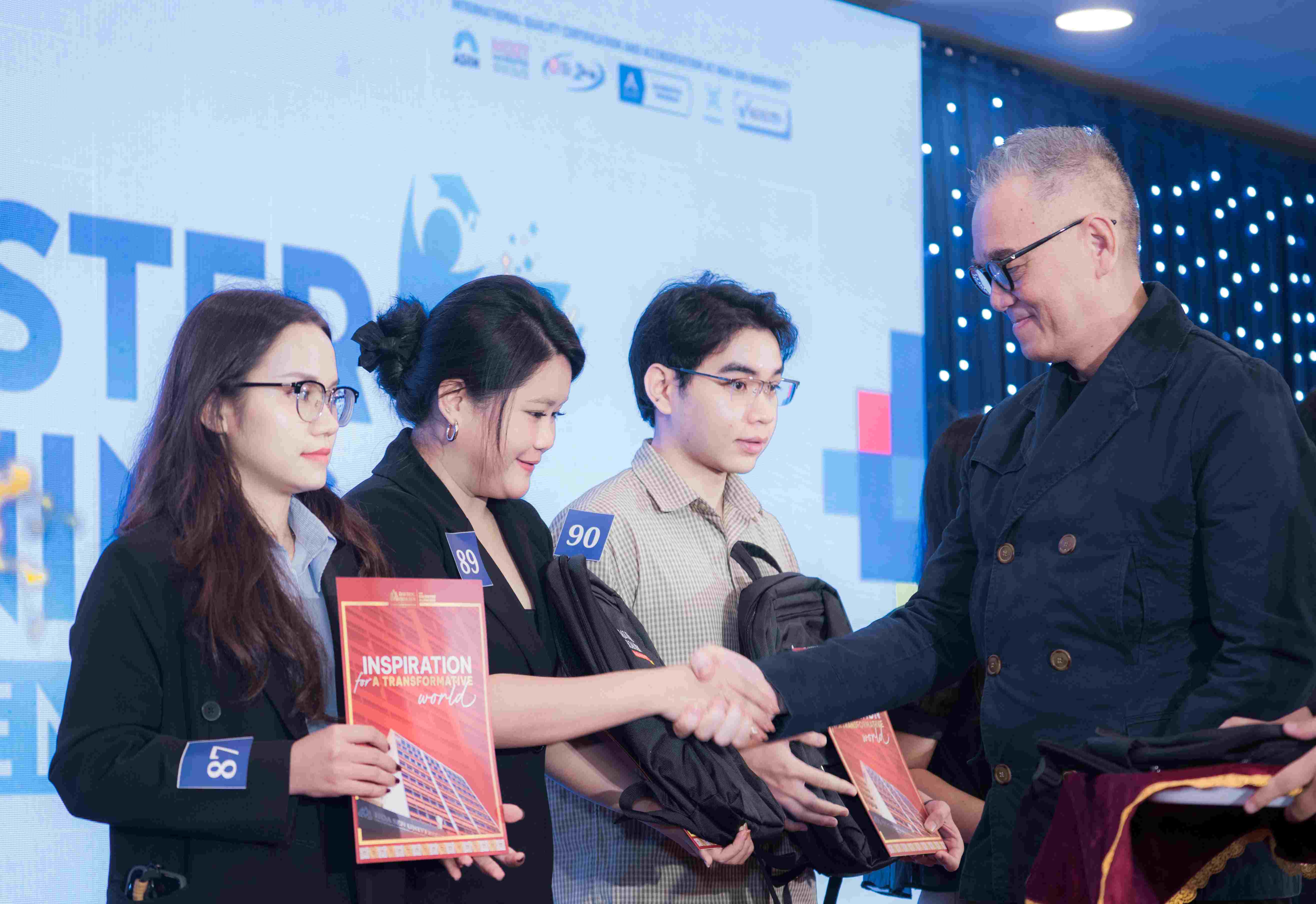 Lễ Game Bwin sáp nhập với PartyGaming năm 2011 thạc sĩ, lễ khai giảng 2025-2026- Viện sau Link vào Bwin mới nhất 2026 và Lãnh đạo BWIN Link Nhà Cái Cá Cược Online Việt Nam