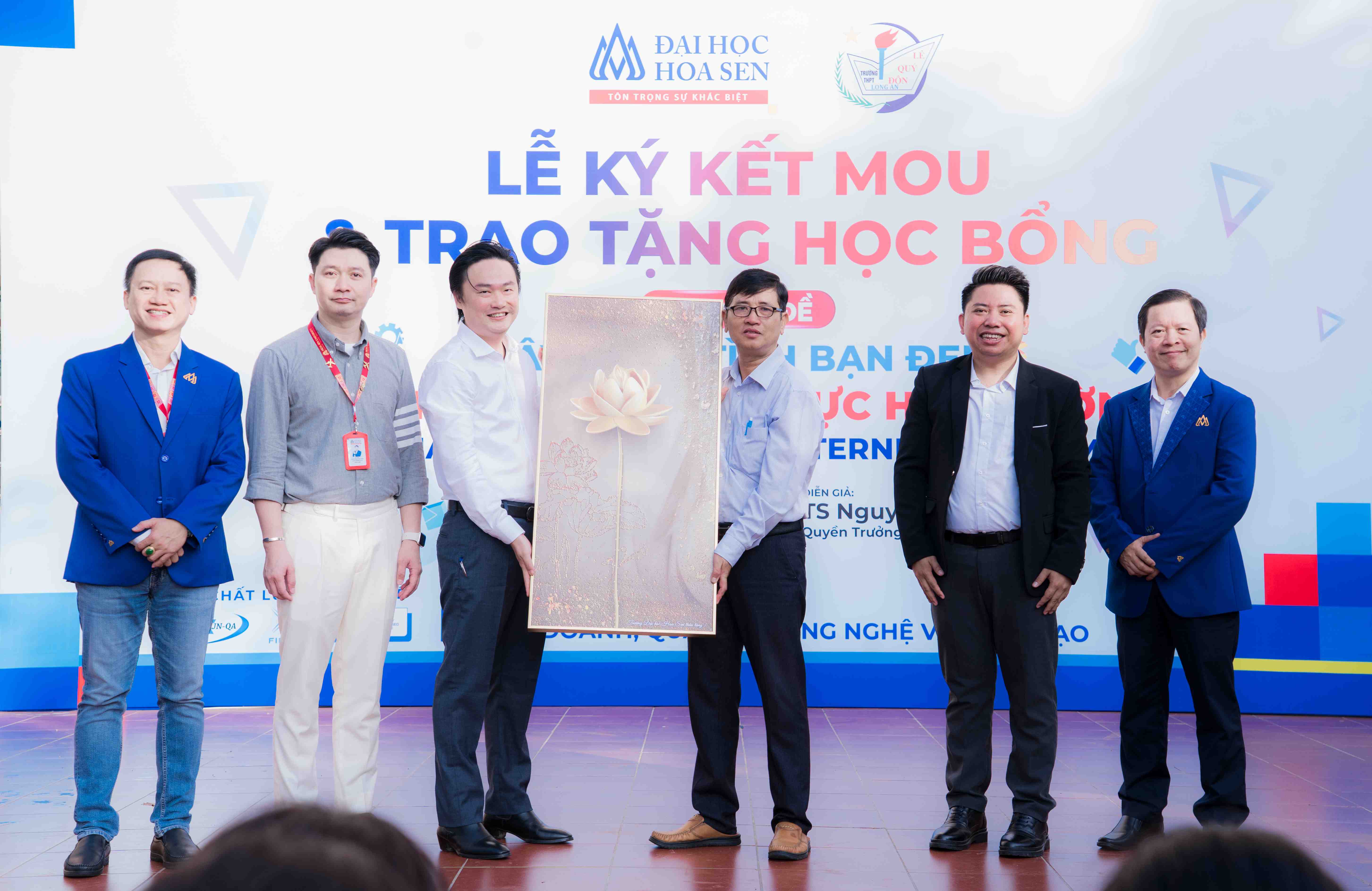 Trao Bwin link nhà cái và lan tỏa thông điệp “Tình bạn đẹp - nói không với bạo lực học đường” tại THPT Lê Quý Đôn, Tây Ninh