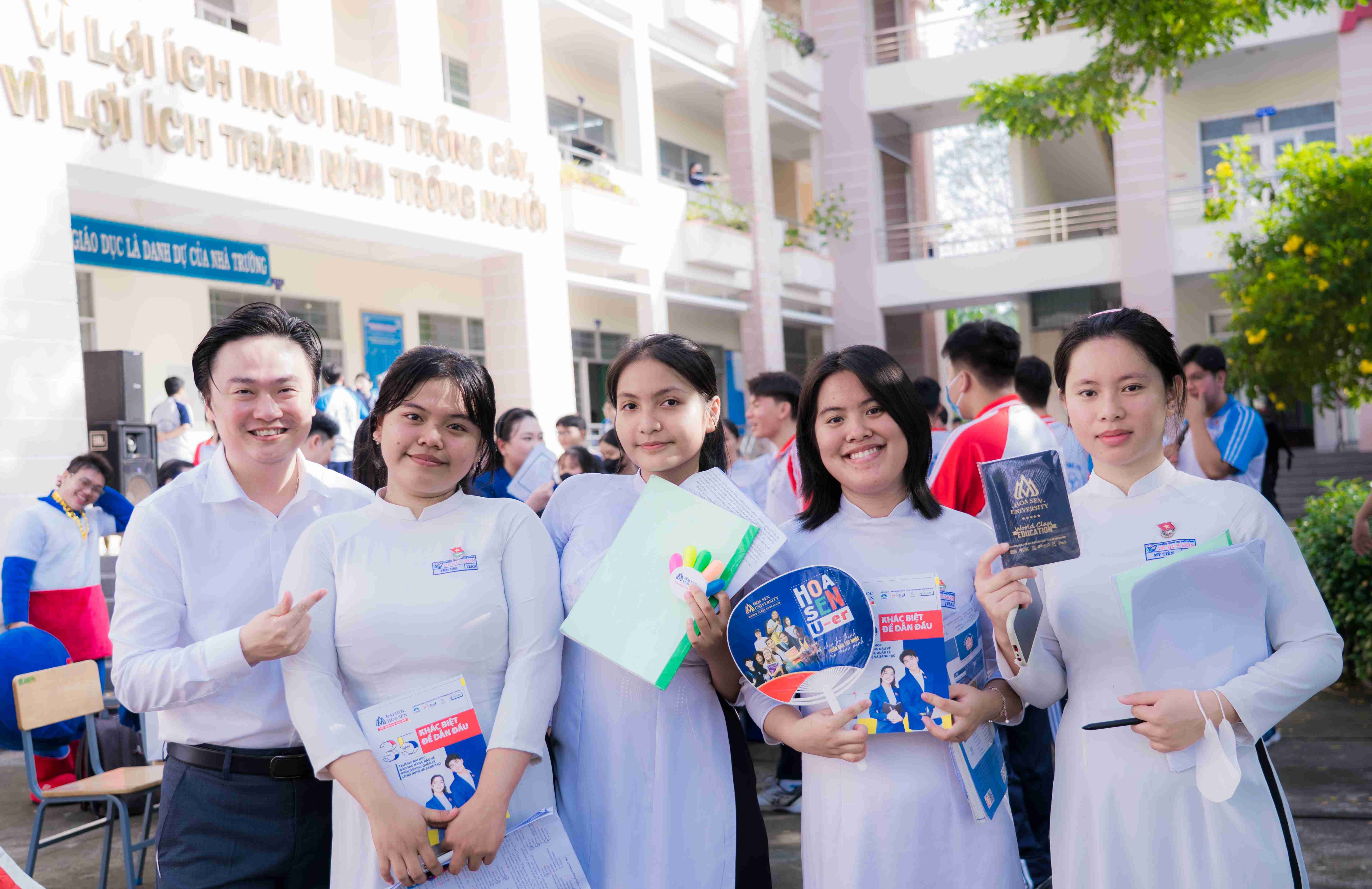 Trao Bwin link nhà cái và lan tỏa thông điệp “Tình bạn đẹp - nói không với bạo lực học đường” tại THPT Lê Quý Đôn, Tây Ninh