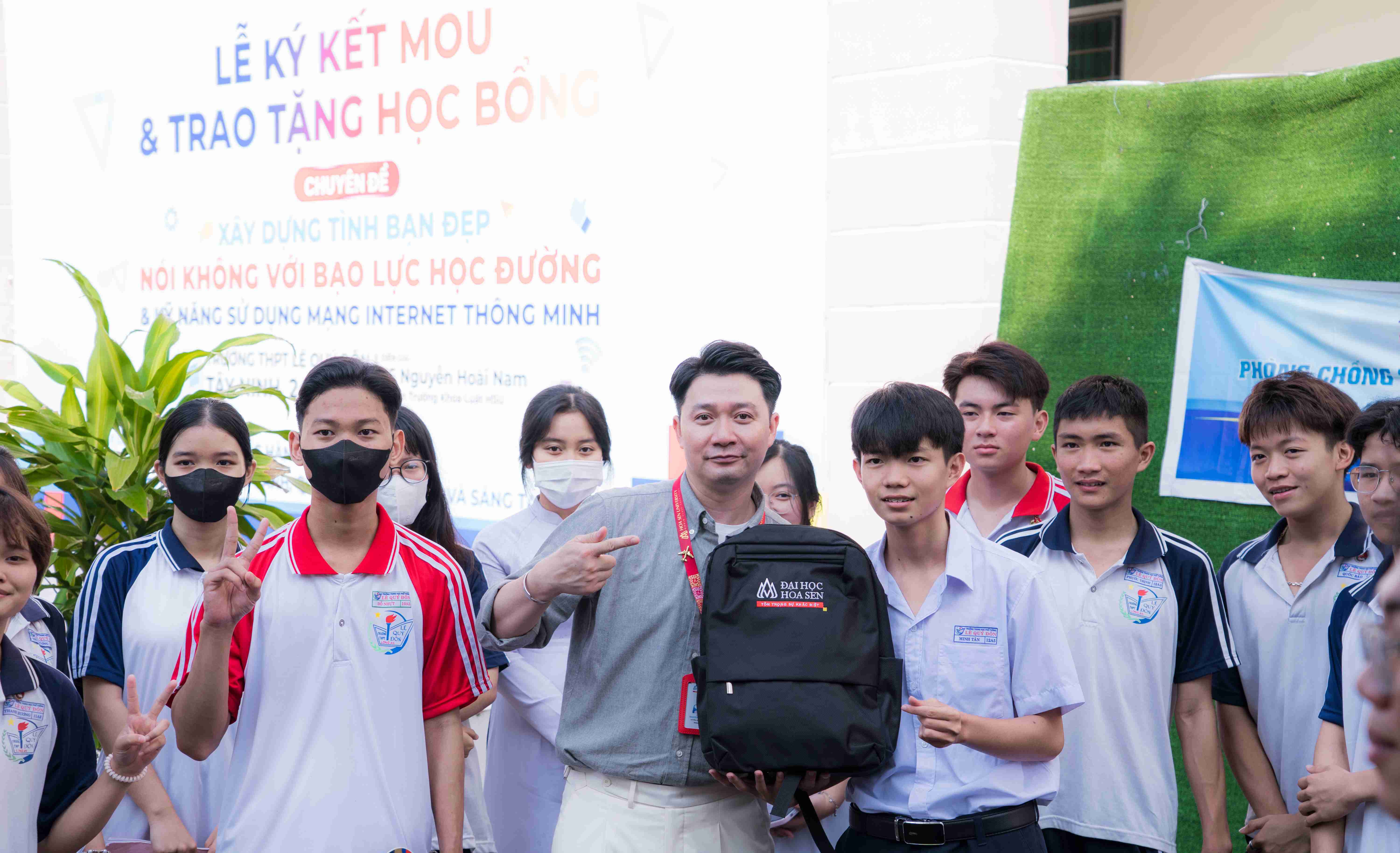 Trao Bwin link nhà cái và lan tỏa thông điệp “Tình bạn đẹp - nói không với bạo lực học đường” tại THPT Lê Quý Đôn, Tây Ninh