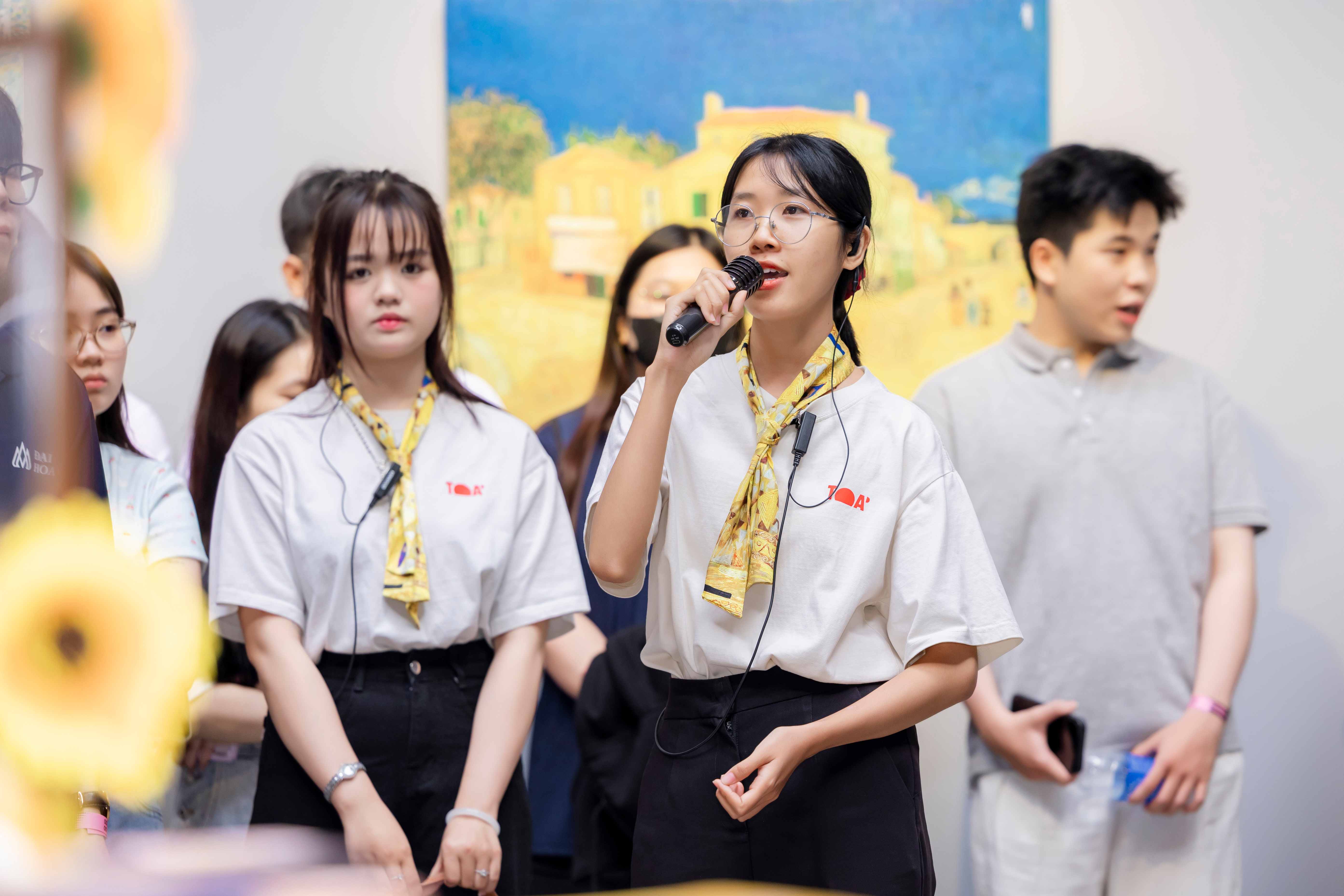 Bwin là hãng gì ngành Quản trị sự kiện Bwin nhà cái chính thức trải nghiệm thực tế tại triển lãm “TỎA – Soul of Van Gogh”