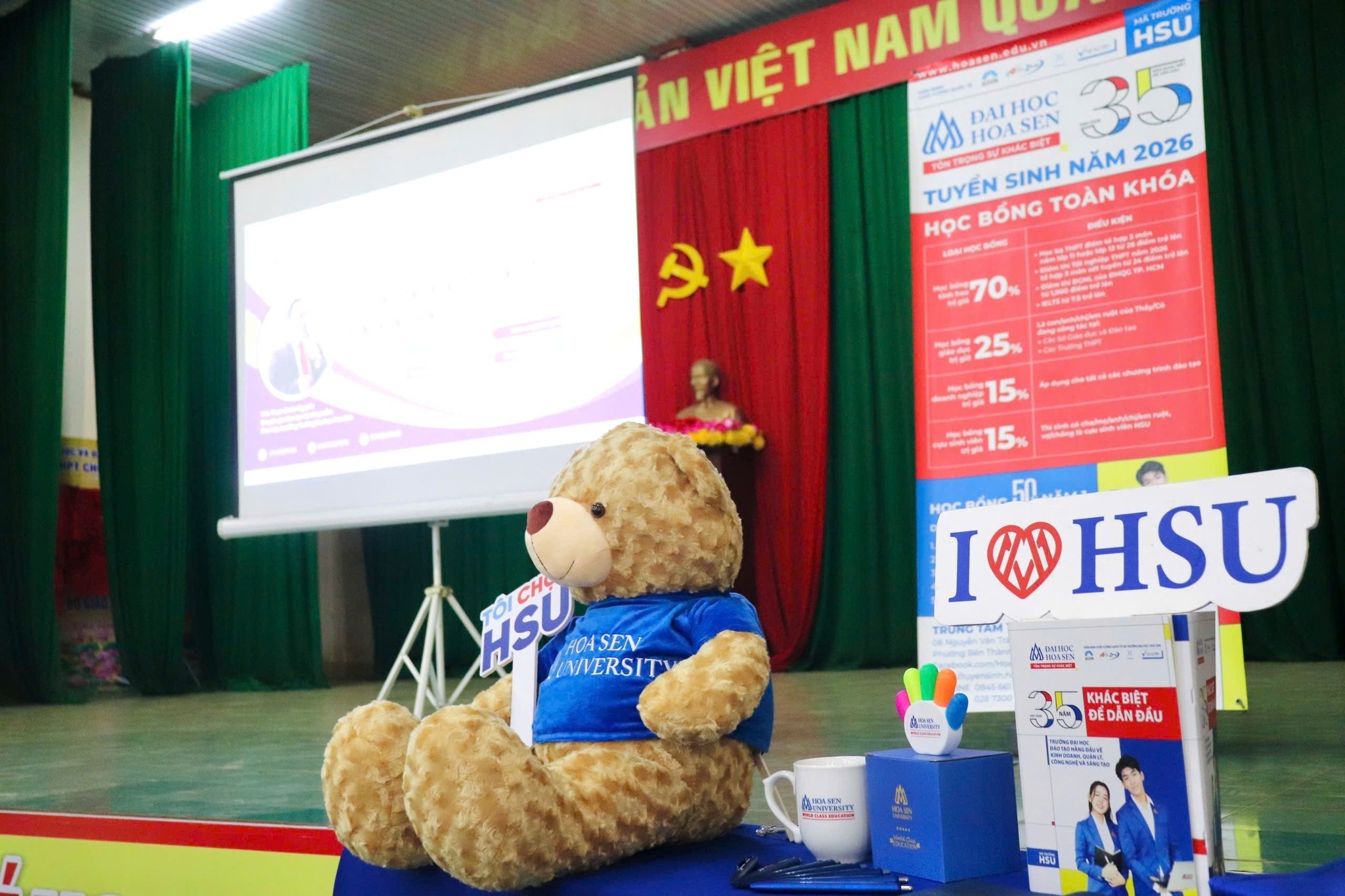 Kiến tạo tương lai tầm nhìn nghề nghiệp cho Bwin cung cấp cá cược thể thao và poker THPT Chu Văn An