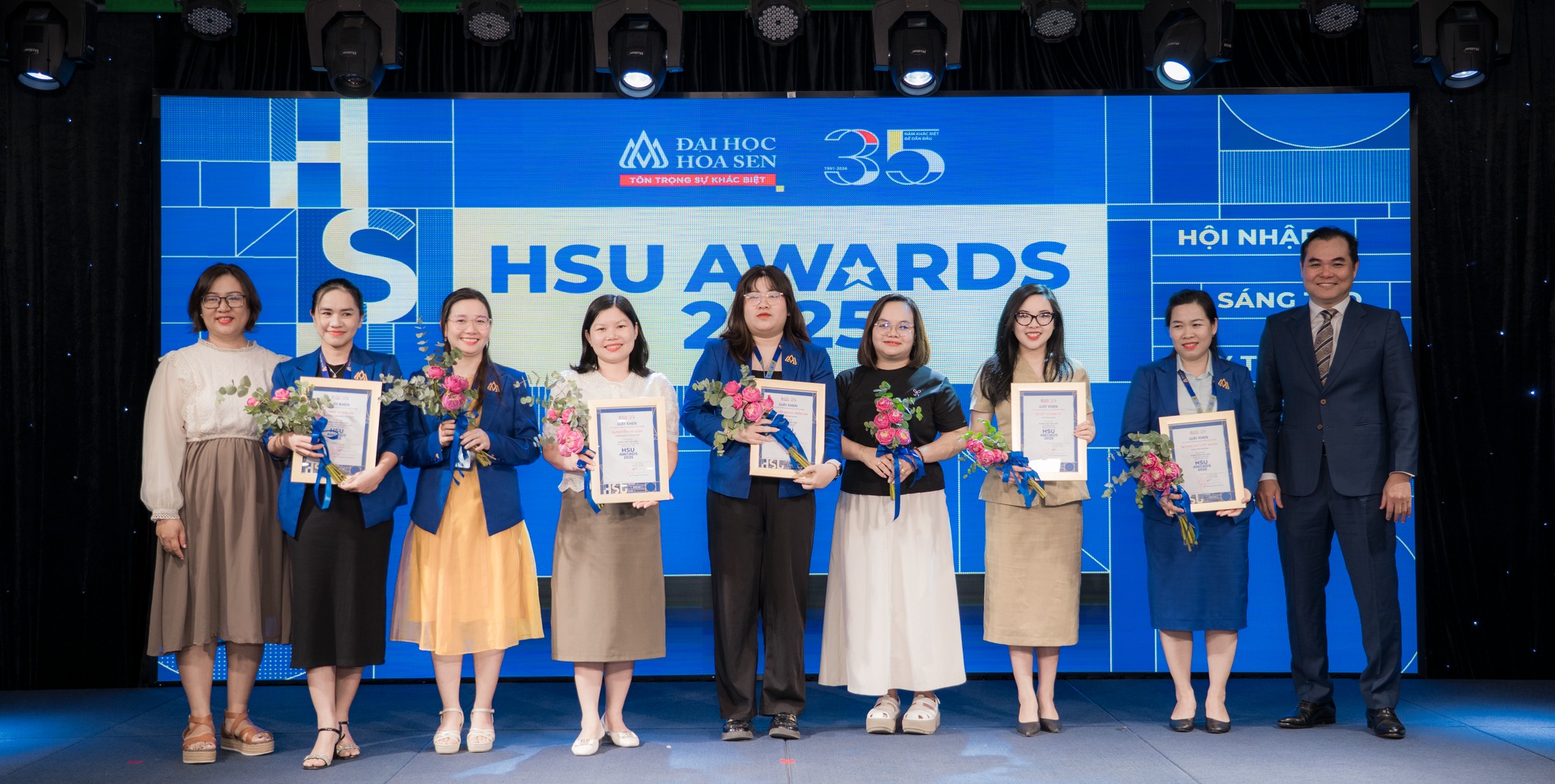 Bwin nhà cái chính thức AWARDS 2025: Gửi lời tri ân đến những người gieo mầm tri thức bình dị, phi thường