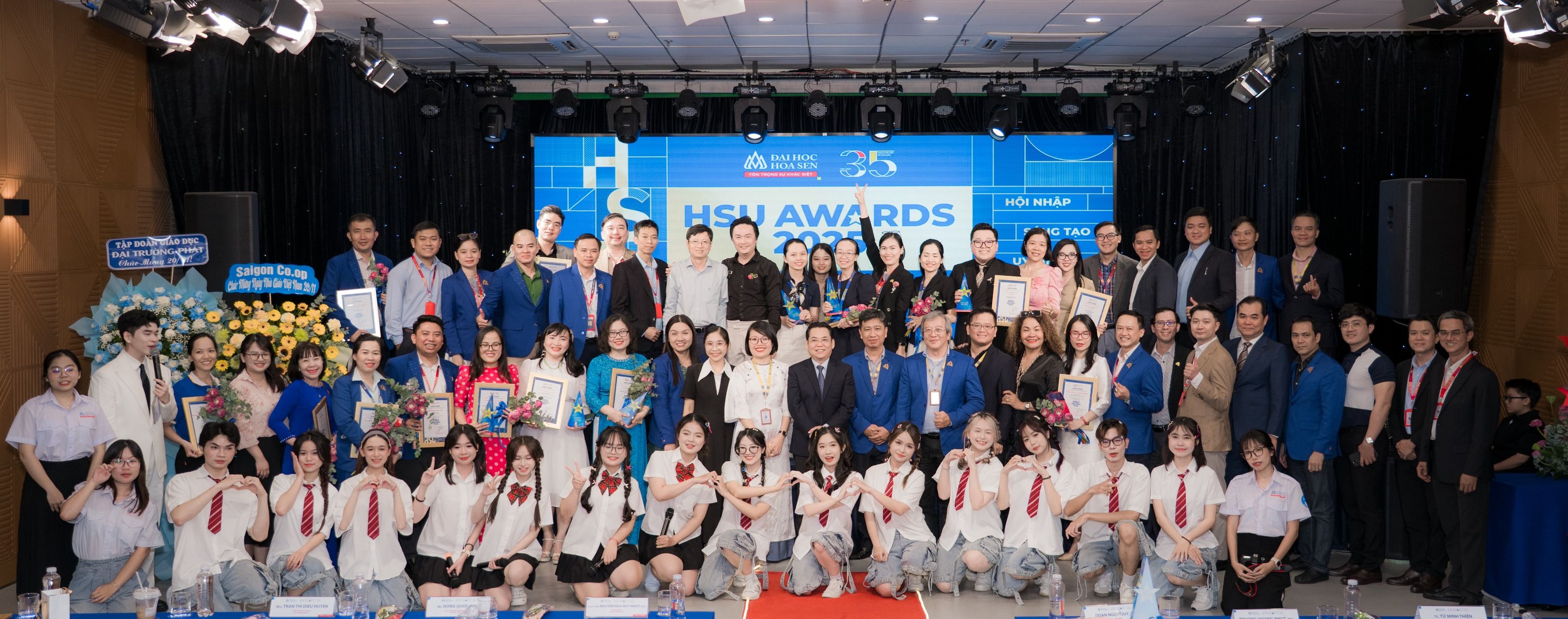Bwin nhà cái chính thức AWARDS 2025: Gửi lời tri ân đến những người gieo mầm tri thức bình dị, phi thường