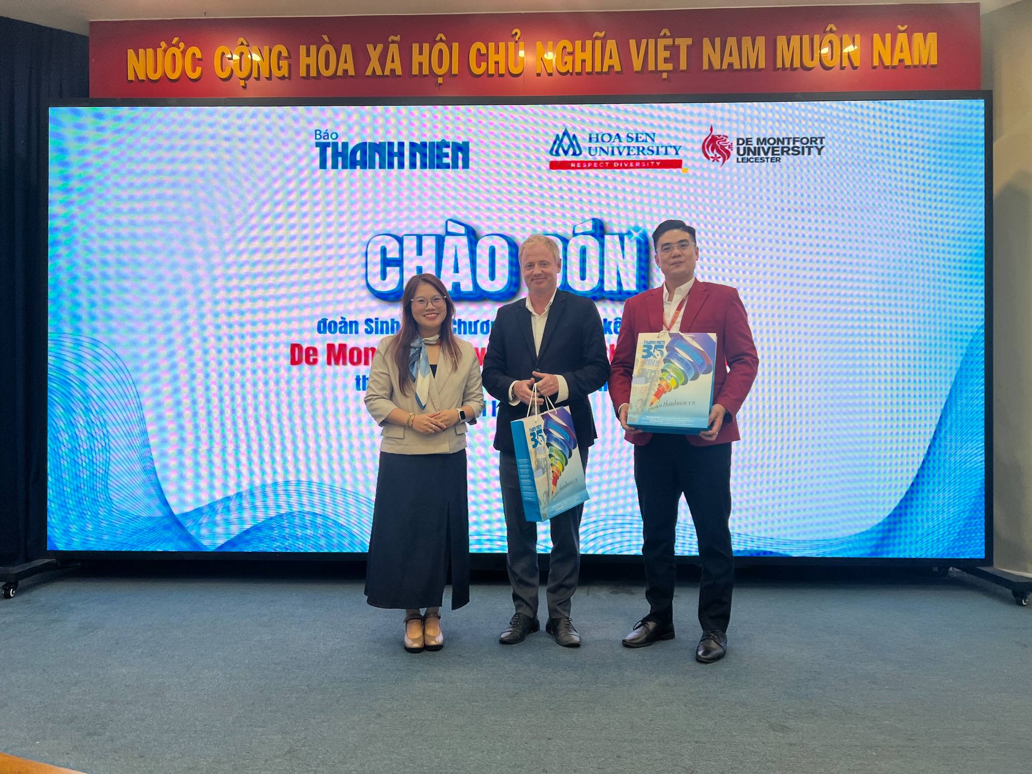 Bwin là hãng gì DMU–Bwin nhà cái chính thức học thực chiến tại Báo Thanh Niên