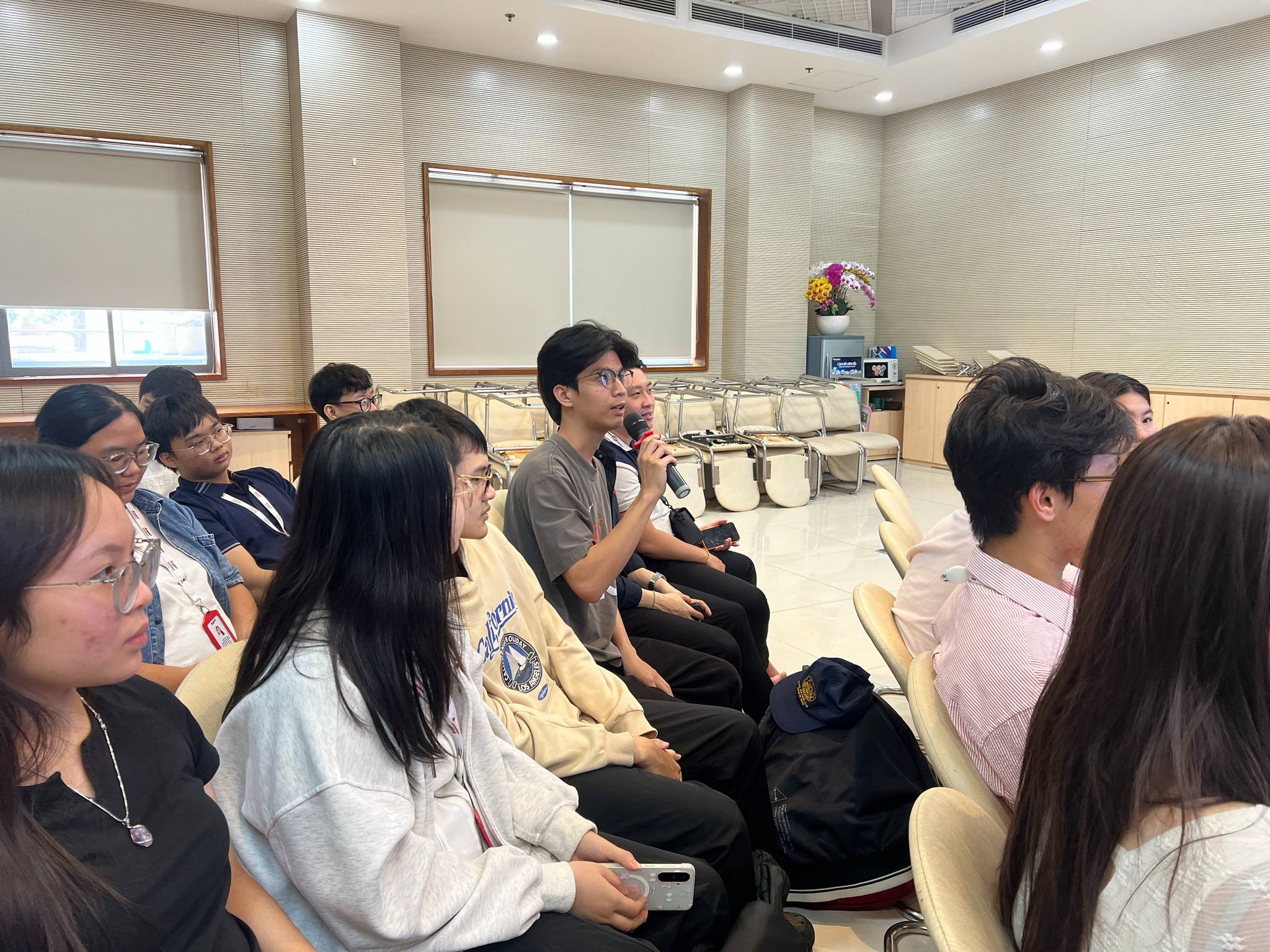 Bwin là hãng gì DMU–Bwin nhà cái chính thức học thực chiến tại Báo Thanh Niên