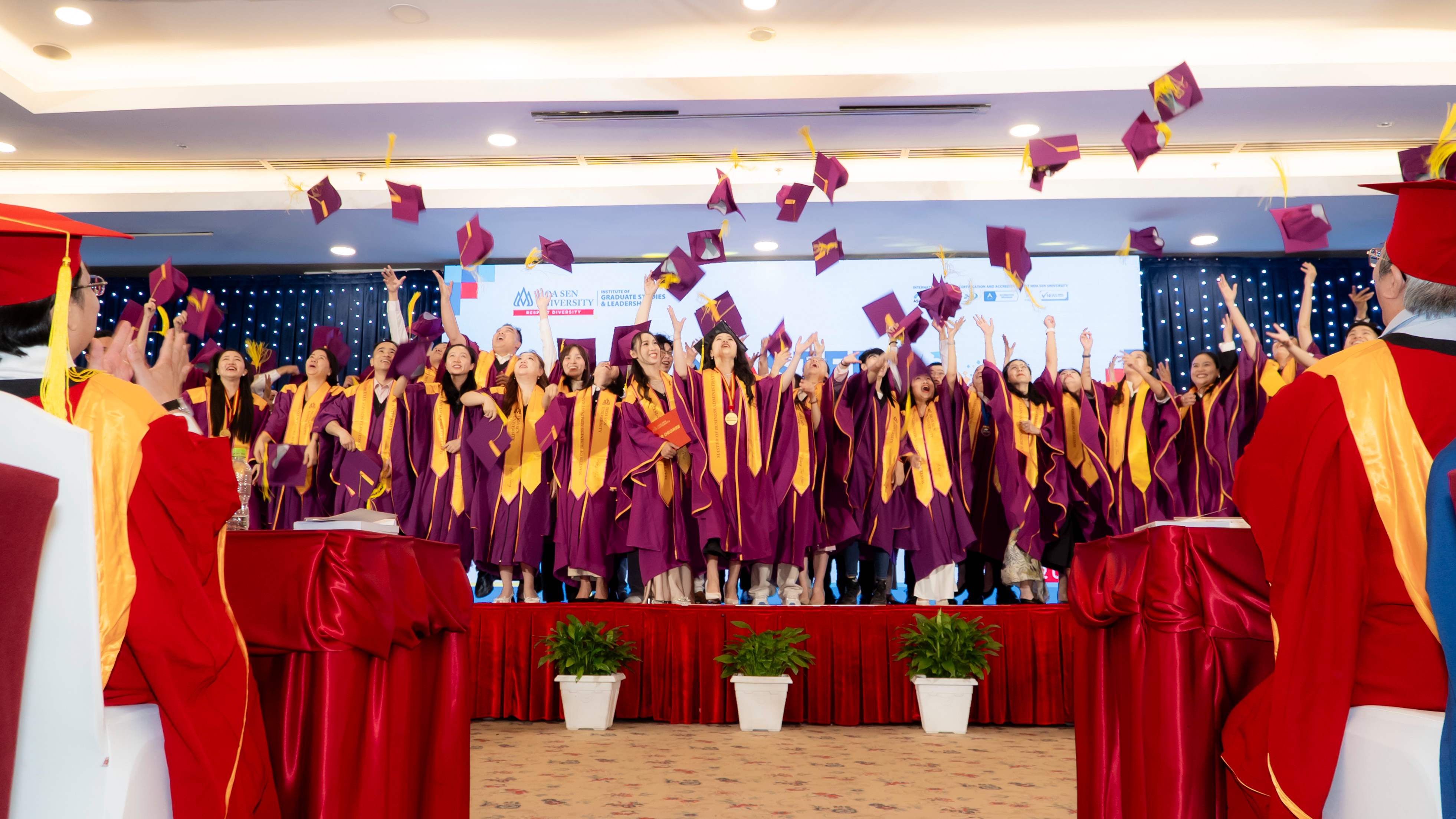 Thủ khoa Bwin nhà cái chính thức và hành trình “5 năm, 2 màu áo tân khoa”