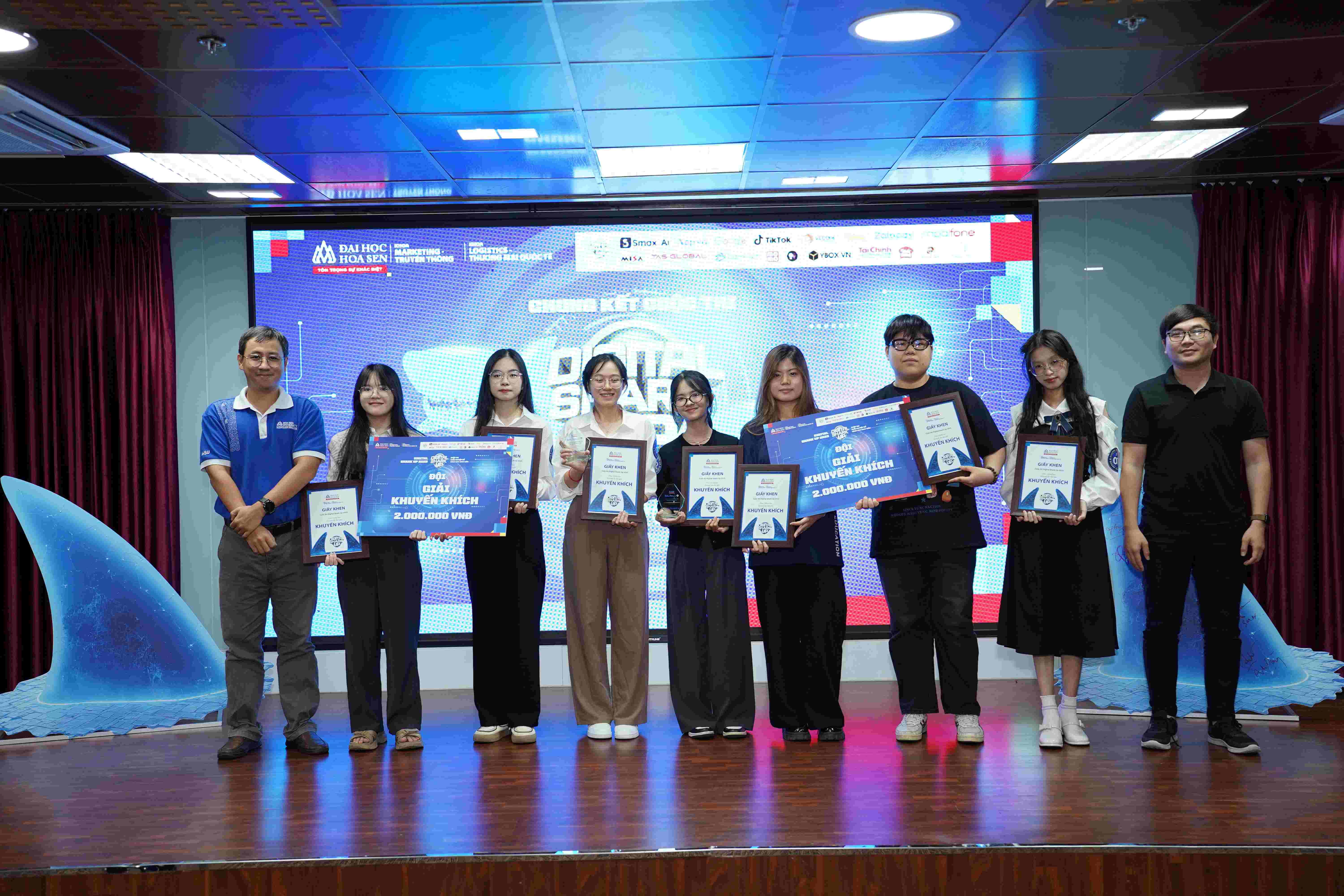 Four Bwin nhà cái chính thức Students Win Digital Shark Up 2025