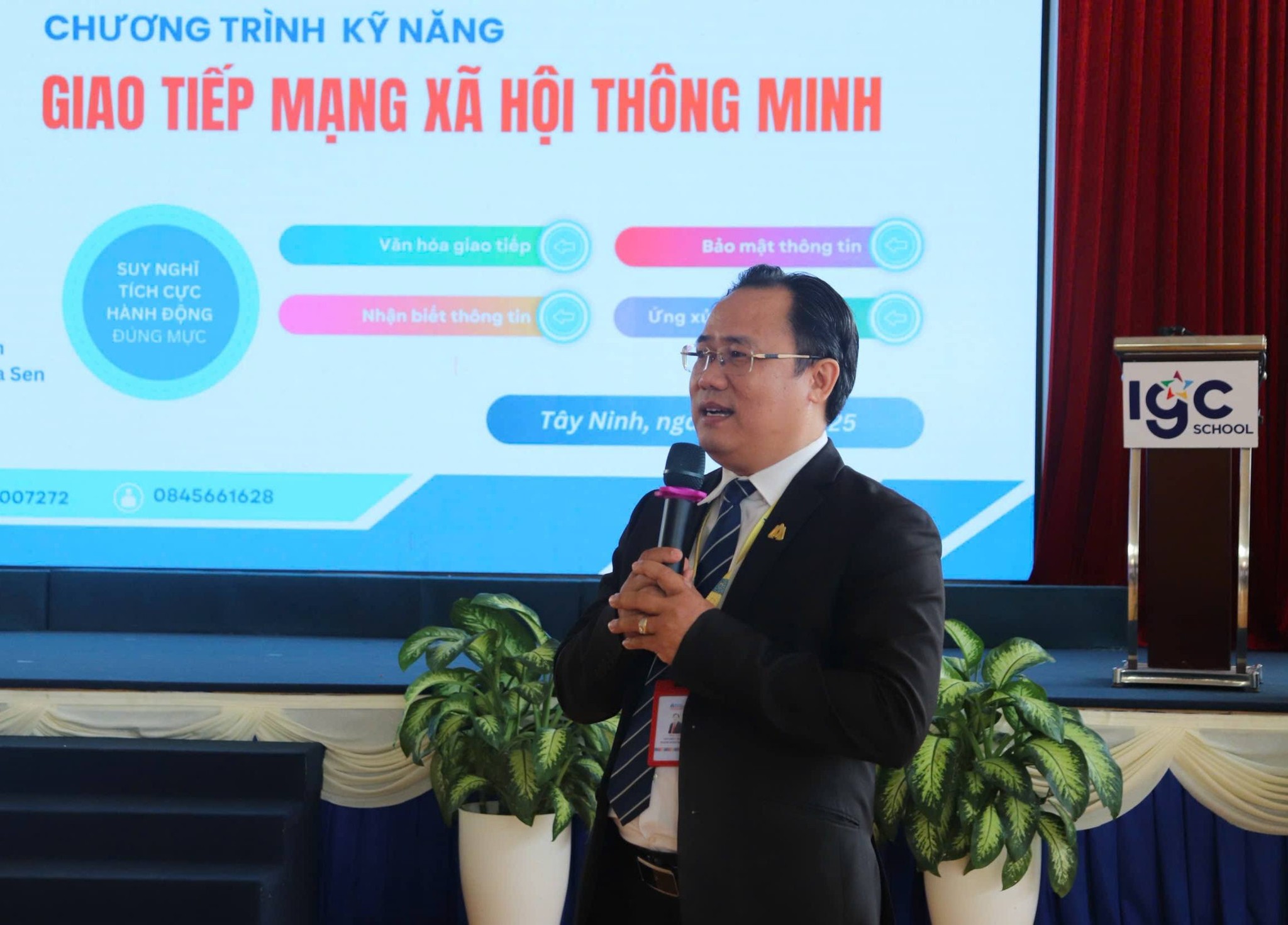 Trang bị kỹ năng Bwinnhacai trụ sở tại Vienna, Stockholm và Gibraltar mạng xã hội thông minh trên nền tảng số