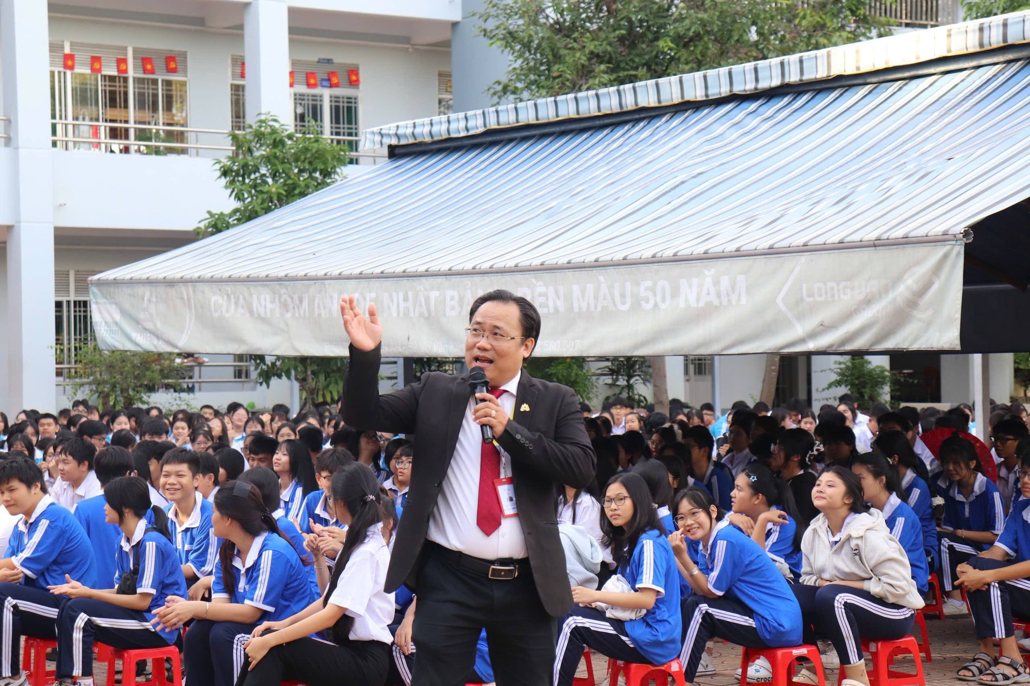 Khi Bwin cung cấp cá cược thể thao và poker THPT Bà Rịa có “điểm tựa” vững vàng để lựa chọn trong tương lai