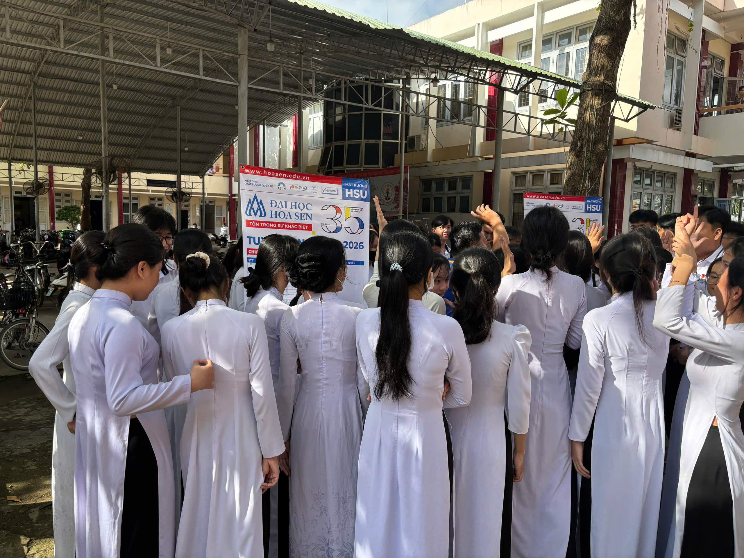 THPT Lưu Tấn Phát