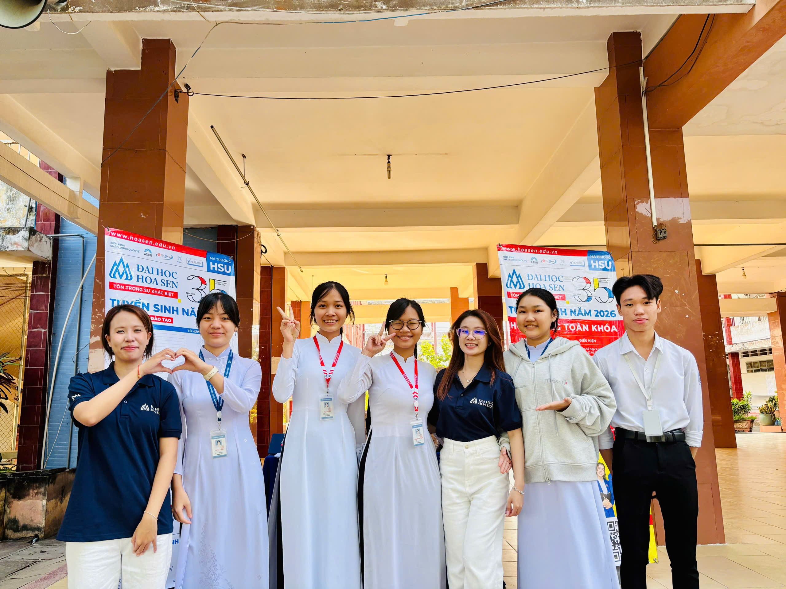 Hành trình mang giảng đường đến lớp học THPT của "đại sứ Bwin nhà cái chính thức"