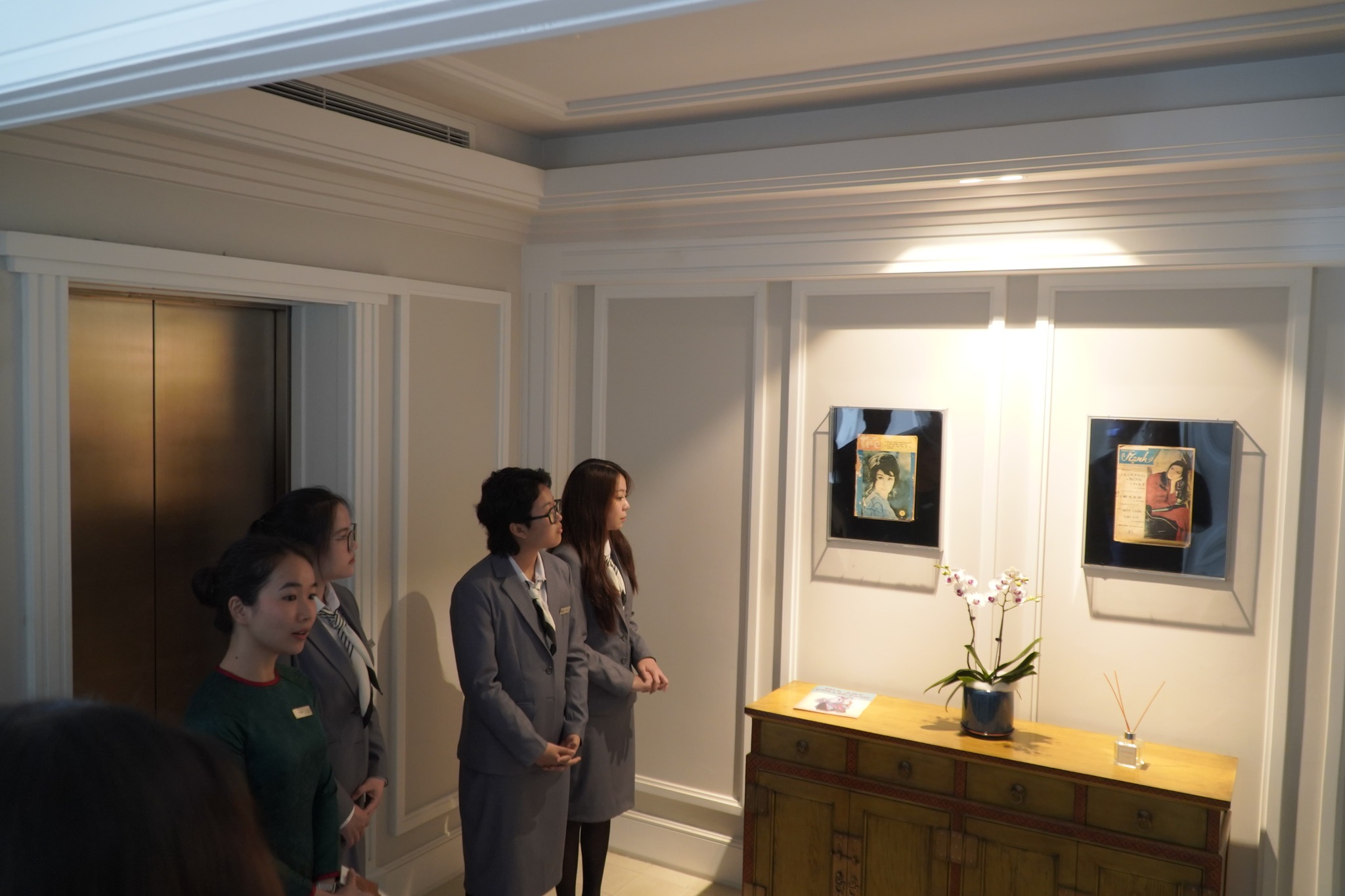 Bwin là hãng gì Hoa Sen Elite trải nghiệm buổi học thực tế tại Mia Saigon Luxury Boutique Hotel