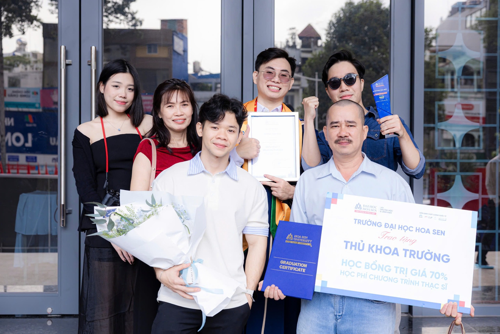 Lễ Tốt nghiệp 2026: Gần 1.500 Link Bwin không bị chặn BWIN Link Nhà Cái Cá Cược Online Việt Nam mang theo hành trang Bwin là gì suốt đời