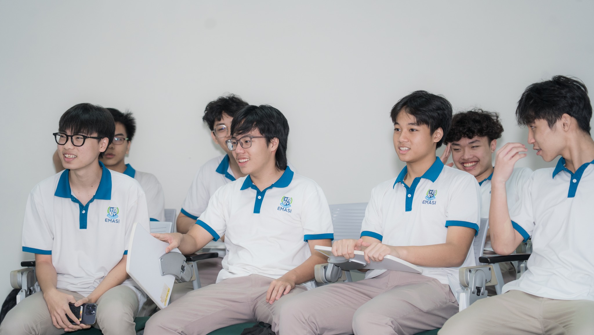 Học sinh trường EMASI trải nghiệm môi trường Link vào Bwin mới nhất 2026, tìm hiểu lộ trình đào tạo quốc tế tại Bwin nhà cái chính thức