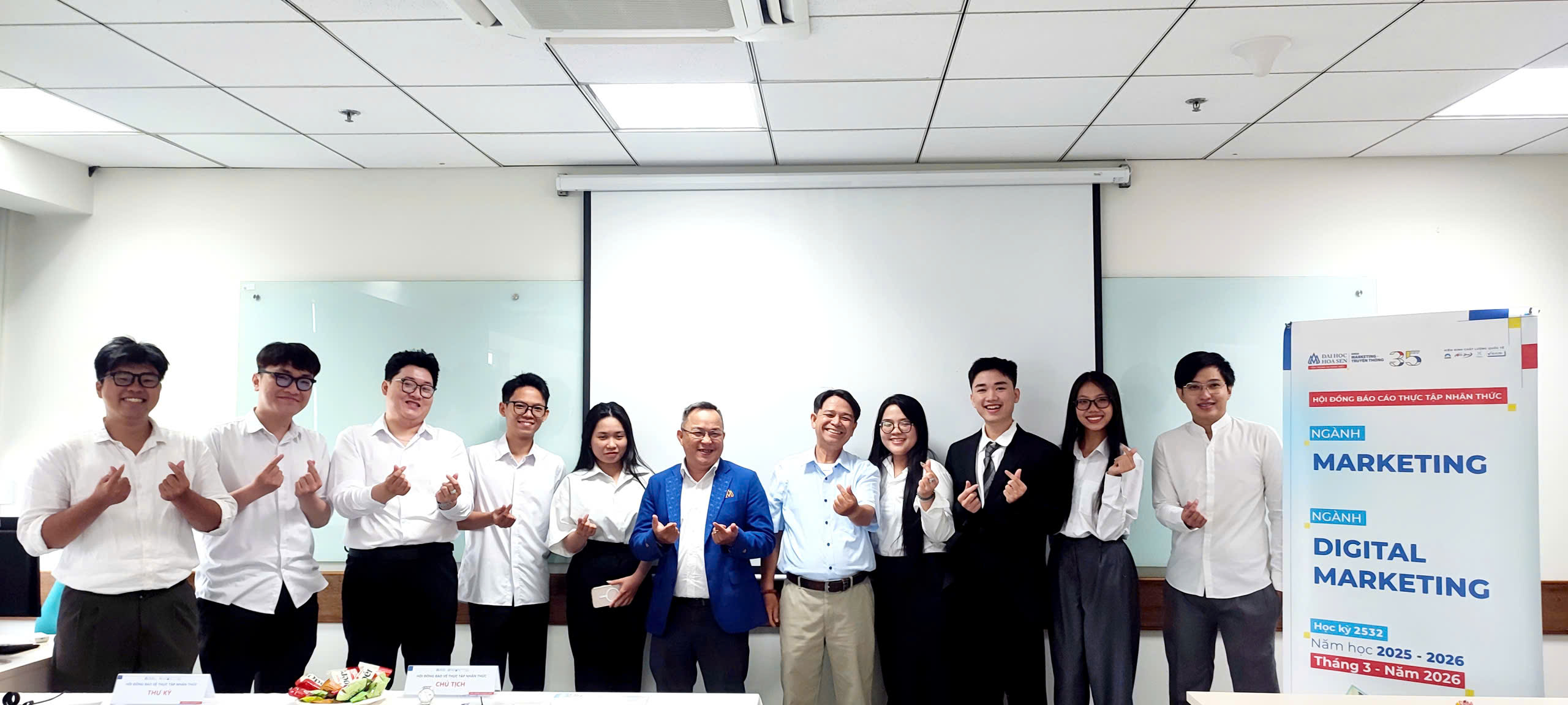 Bwin là hãng gì Khoa Marketing – Truyền thông Bwin nhà cái chính thức khép lại học kỳ Thực tập nhận thức với 7 hội đồng bảo vệ báo cáo